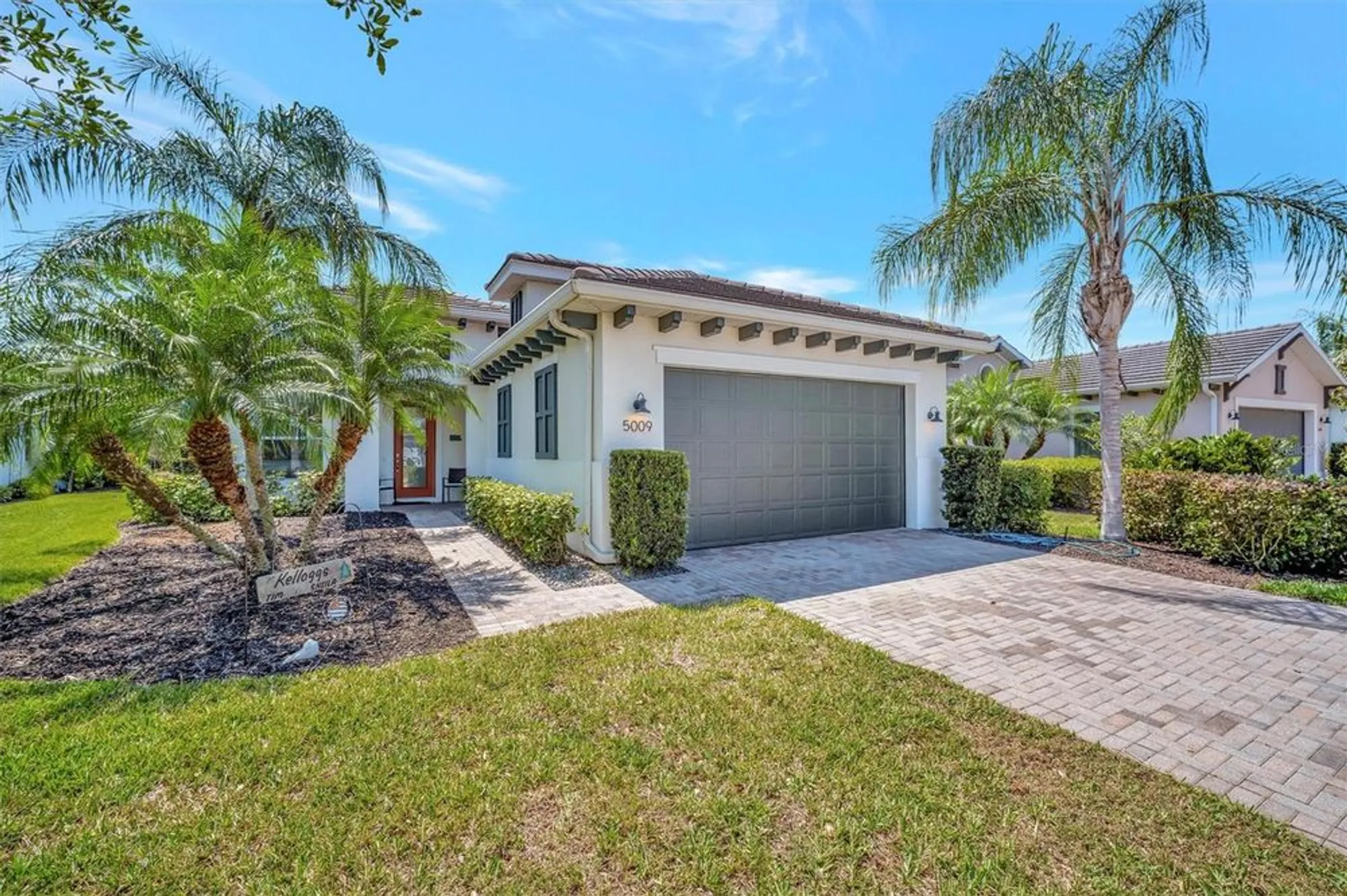 Property Slideshow image 67 of 78 | 5009 lake overlook ave, Bradenton, FL, 34208