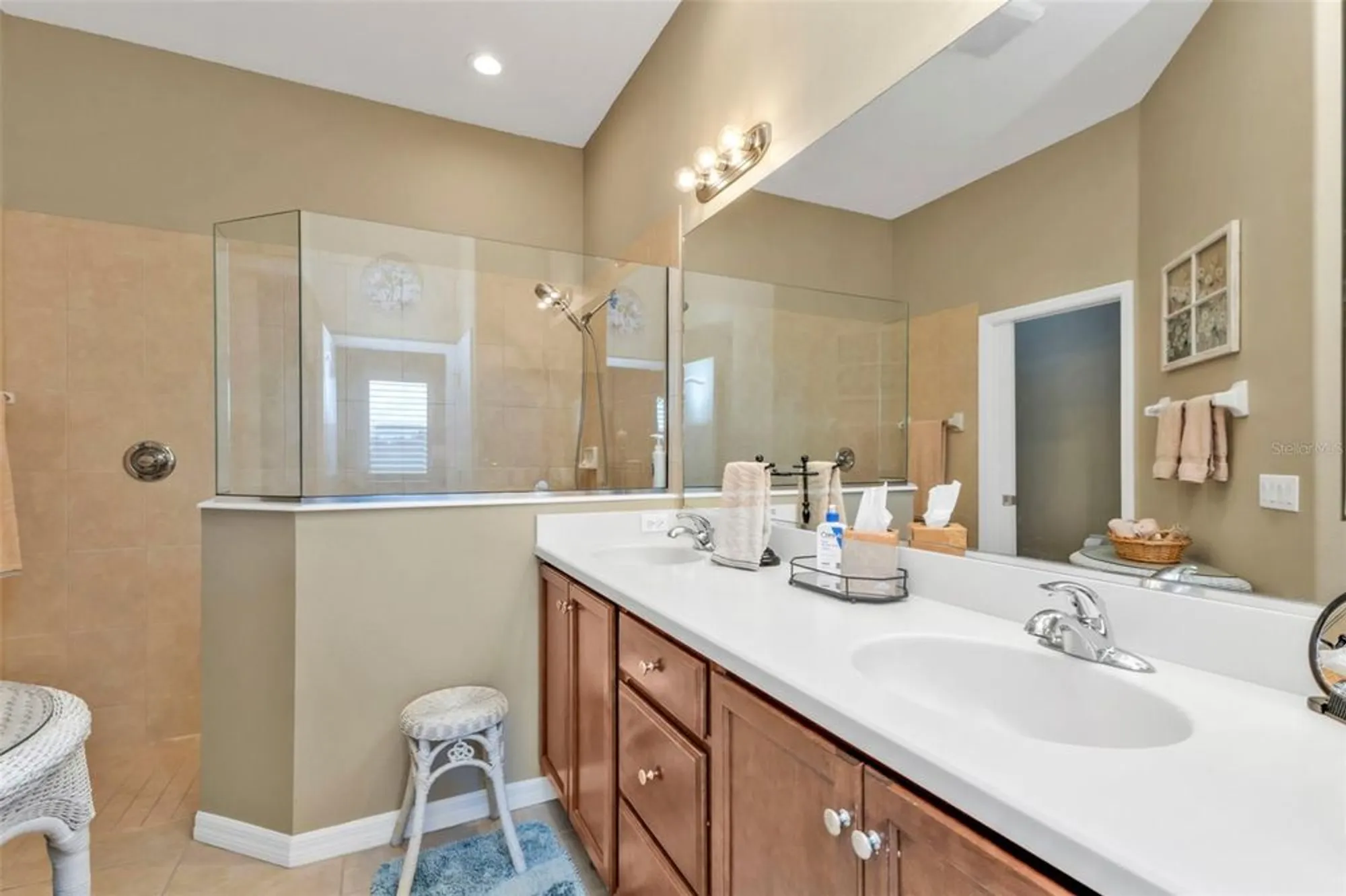 Property Slideshow image 17 of 43 | 24036 buckingham way, Port Charlotte, FL, 33980