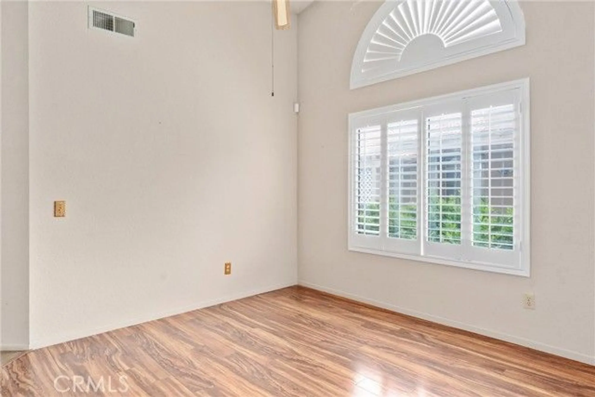 Property Slideshow image 13 of 35 | 1863 ash tree ln, Hemet, CA, 92545