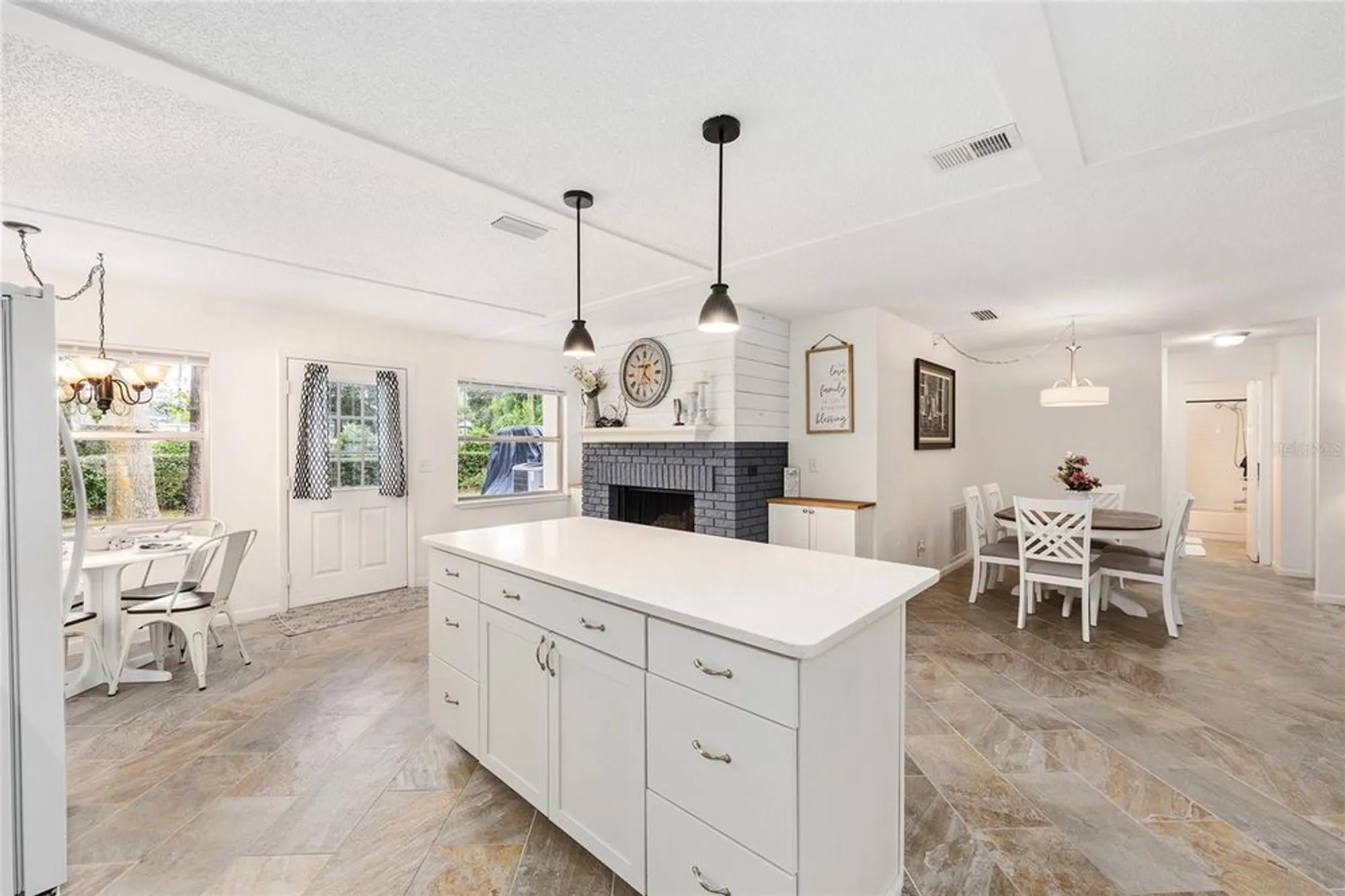 Property Slideshow image 21 of 37 | 8580 sw 97th lane rd b, Ocala, FL, 34481