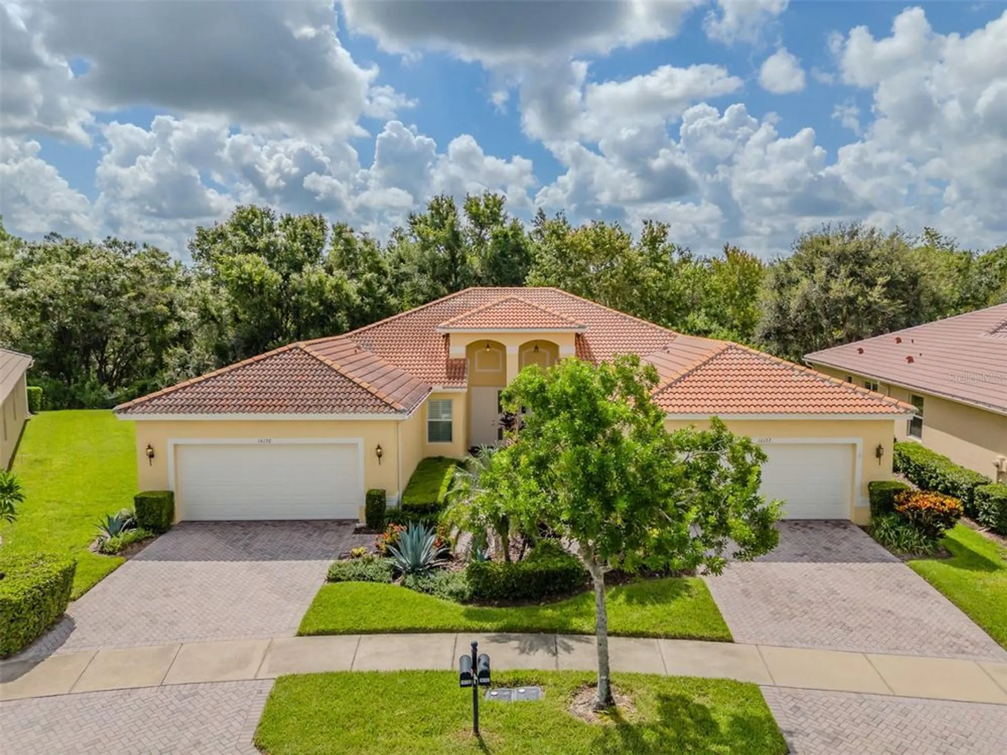 Property Slideshow image 2 of 84 | 16130 amethyst key dr, Wimauma, FL, 33598