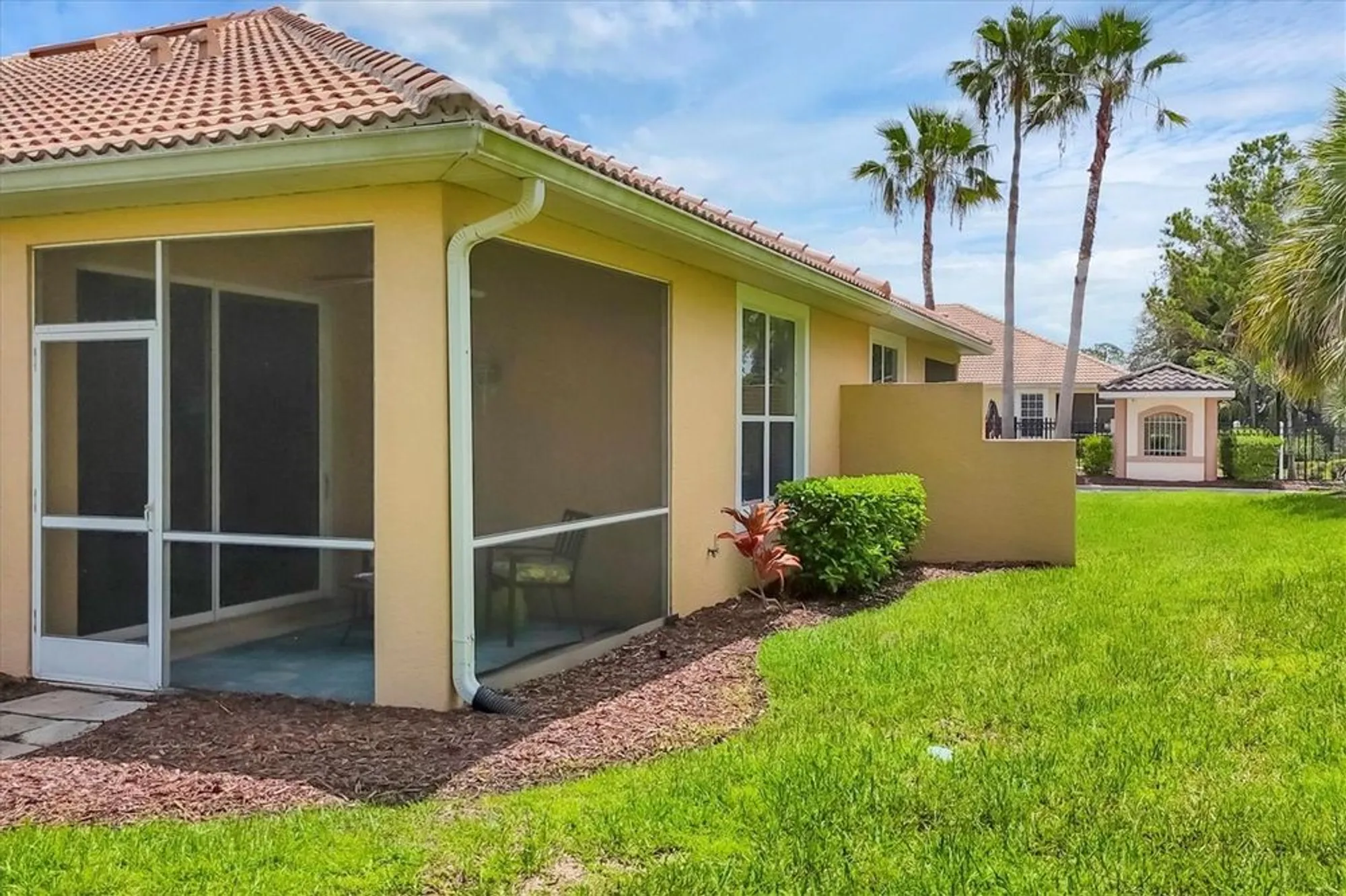 Property Slideshow image 29 of 68 | 4841 whispering oaks dr, North Port, FL, 34287