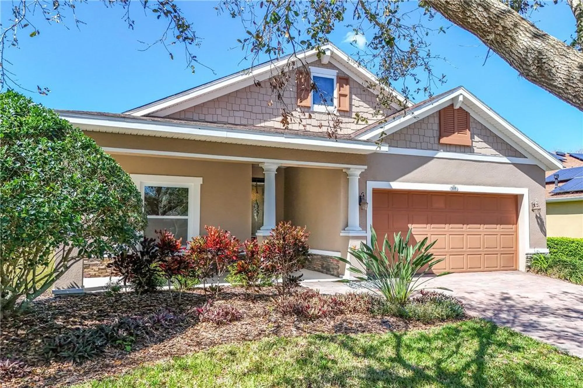 Property Slideshow image 32 of 49 | 105 cupania ct, Groveland, FL, 34736