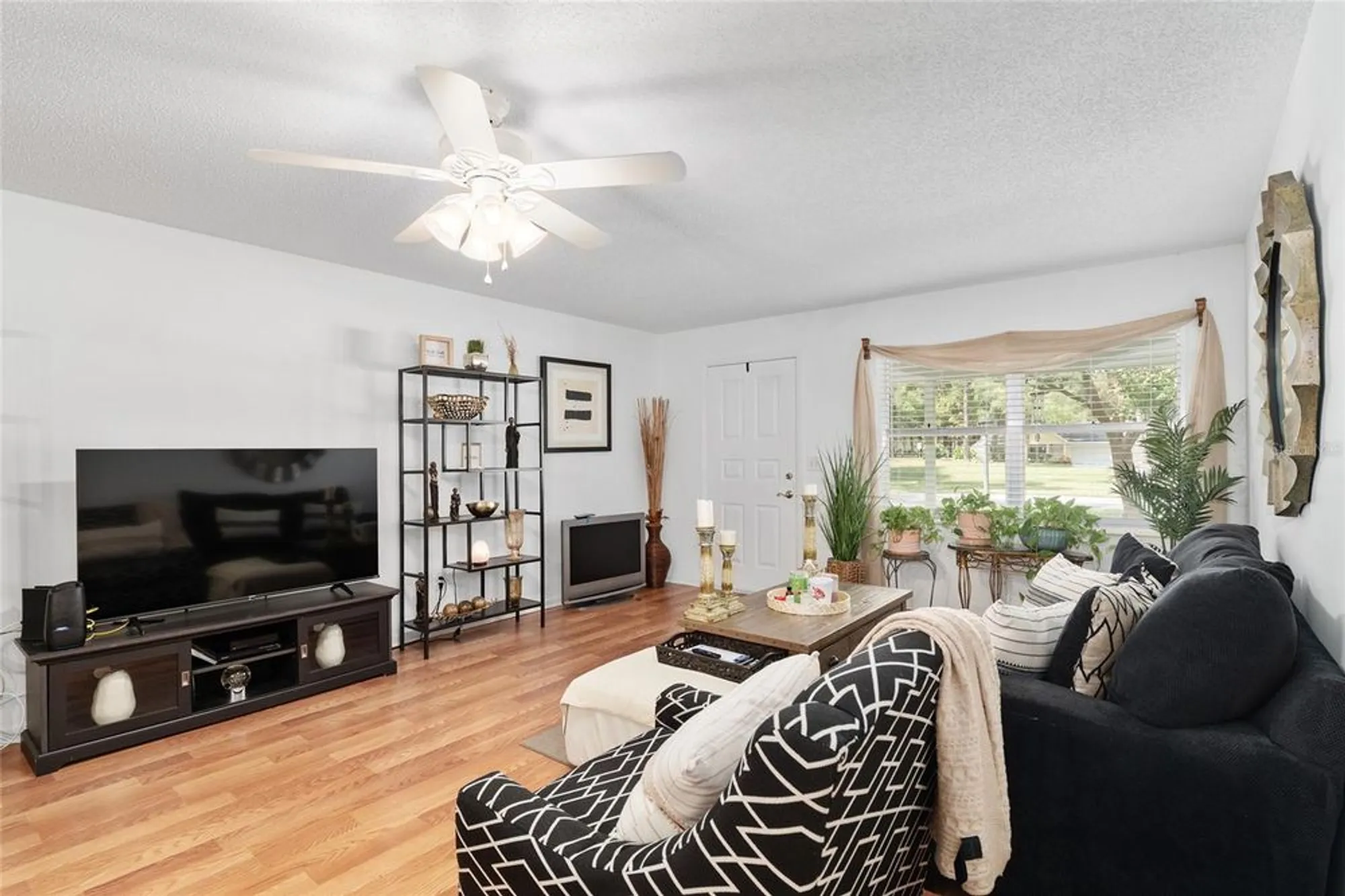 Property Slideshow image 8 of 37 | 8580 sw 97th lane rd d, Ocala, FL, 34481