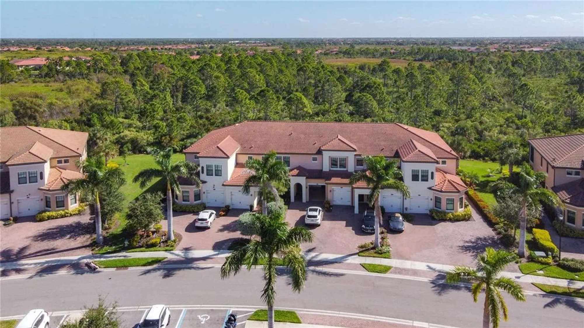 Property Slideshow image 41 of 57 | 10059 crooked creek dr 102, Venice, FL, 34293