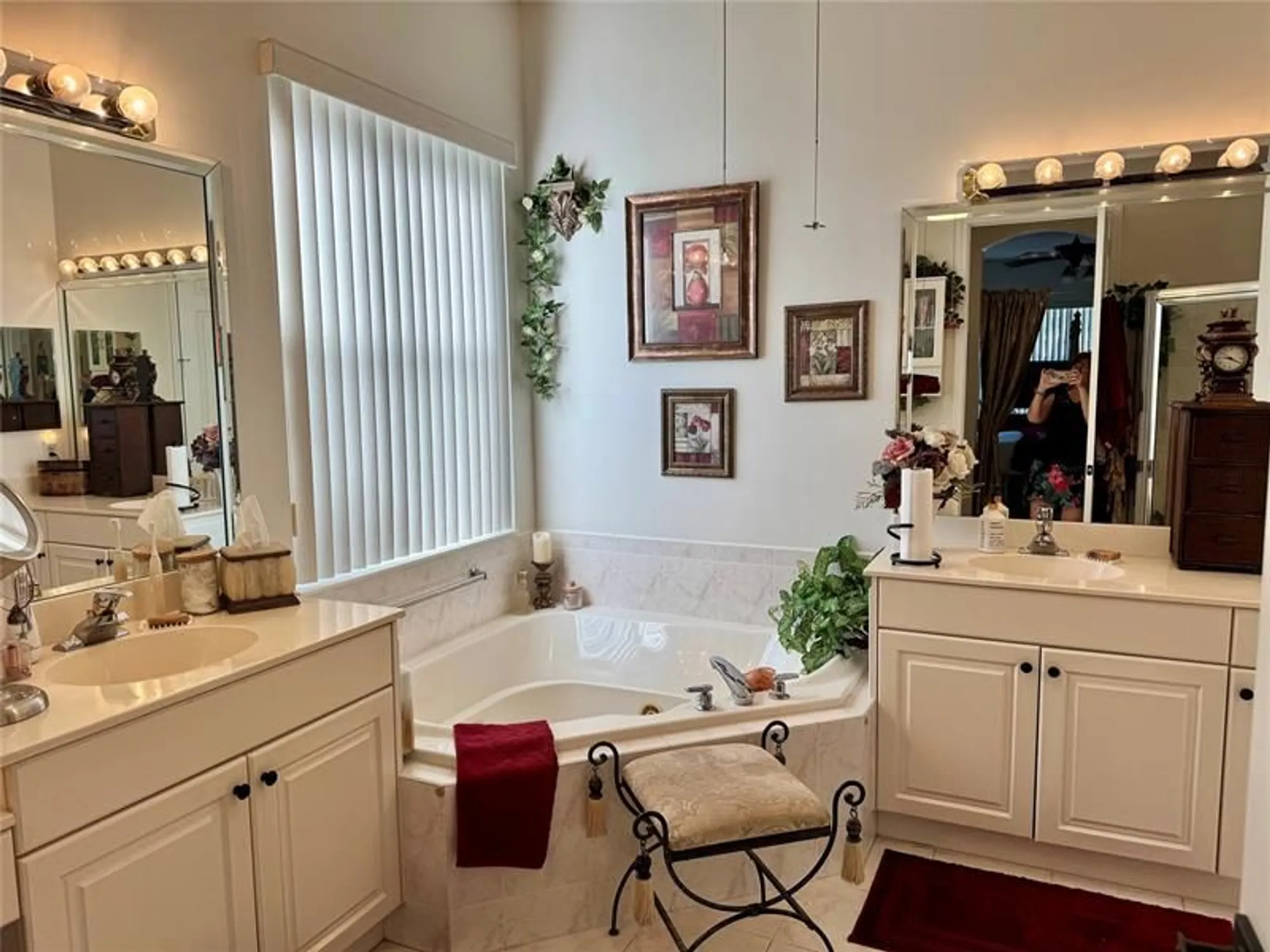Property Slideshow image 11 of 31 | 8736 bellido cir, Boynton Beach, FL, 33472