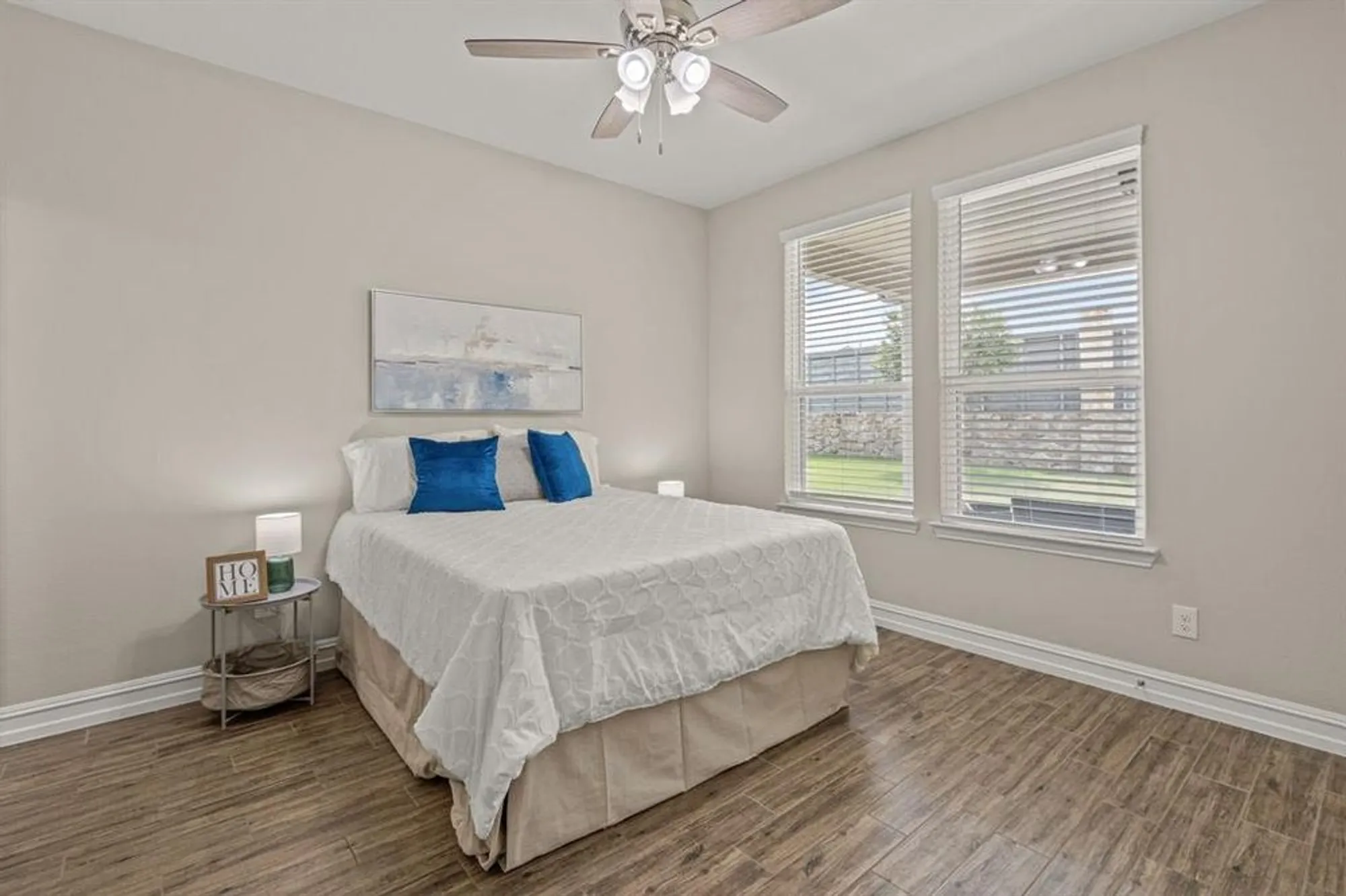 Property Slideshow image 22 of 40 | 712 freedom ln, Aubrey, TX, 76227