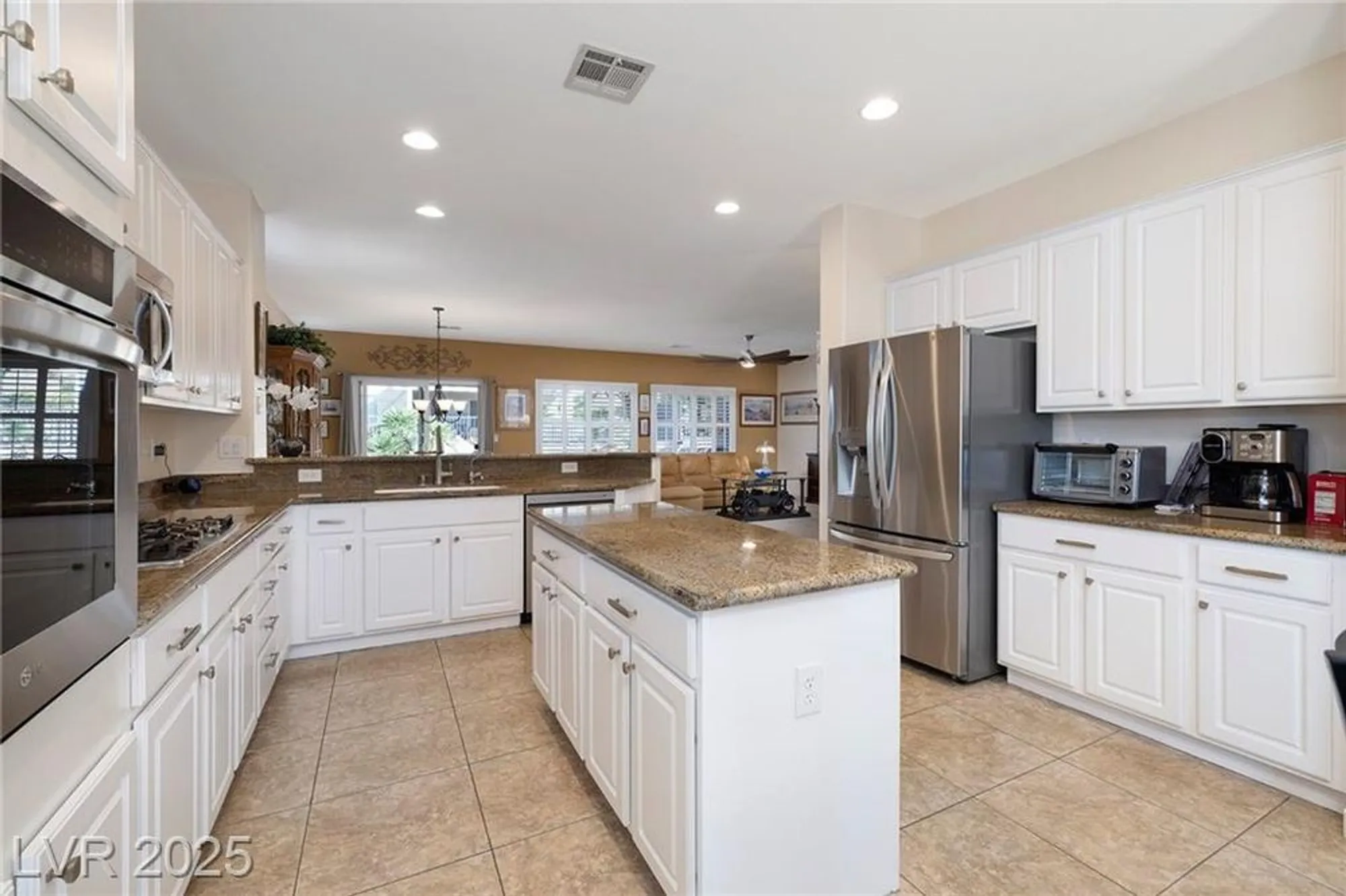 Property Slideshow image 11 of 41 | 2320 anderson park dr, Henderson, NV, 89044