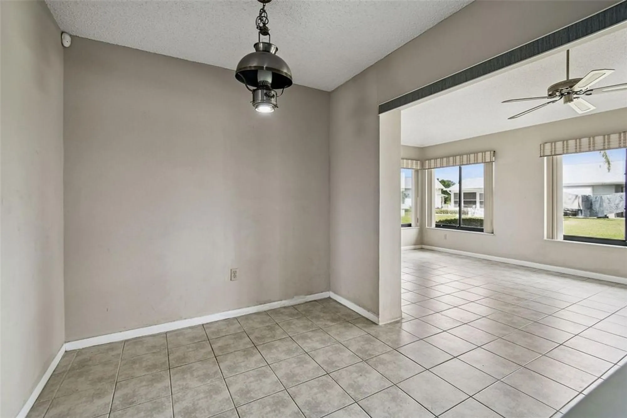 Property Slideshow image 33 of 100 | 1803 pineapple palm ct, Sun City Center, FL, 33573