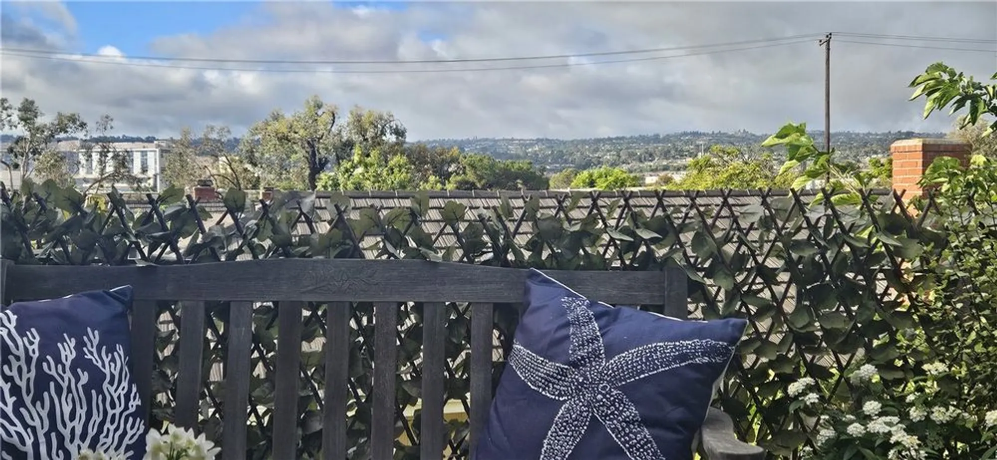 Property Slideshow image 25 of 38 | 23009 nadine cir b, Torrance, CA, 90505