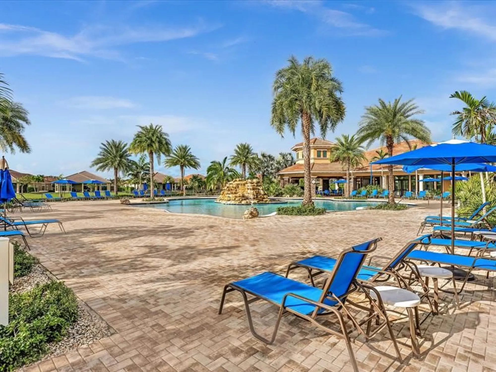 Property Slideshow image 74 of 98 | 8928 bastille cir e, Parkland, FL, 33076