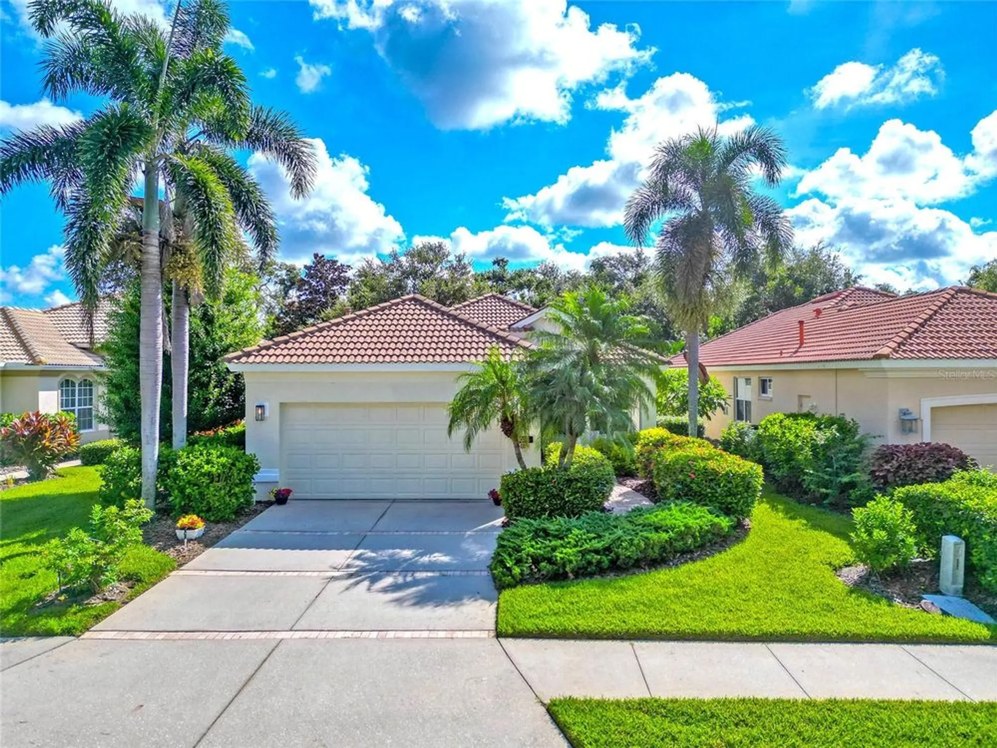 Property Slideshow image 1 of 43 | 6059 wingspan way, Bradenton, FL, 34203