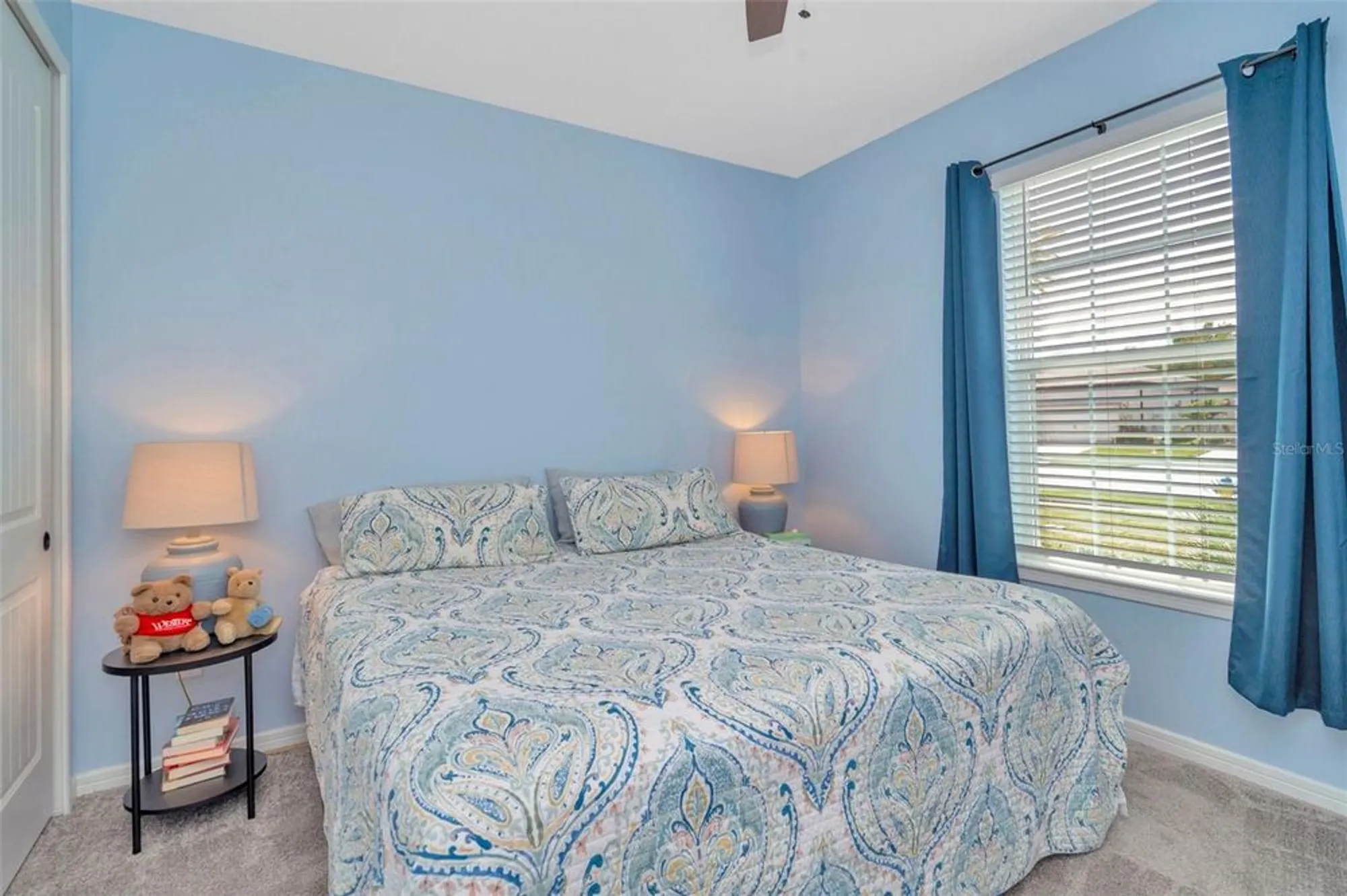 Property Slideshow image 21 of 70 | 19494 sea glass cir, Land O Lakes, FL, 34638