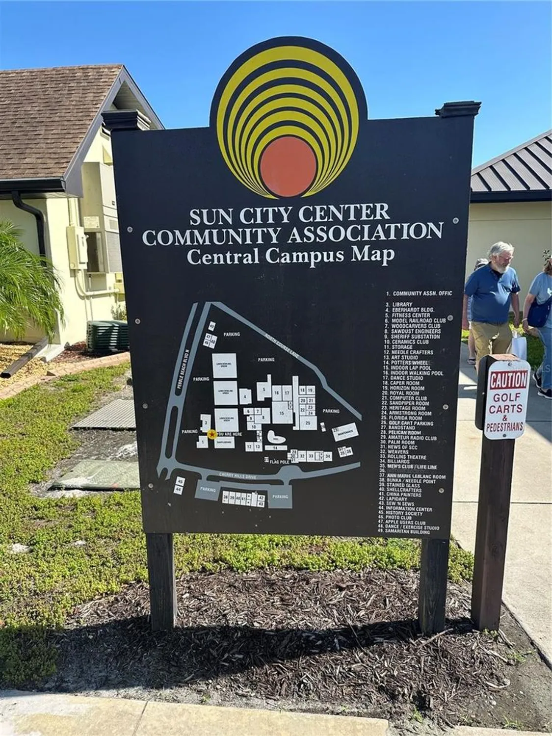 Property Slideshow image 38 of 50 | 331 caloosa palms ct, Sun City Center, FL, 33573