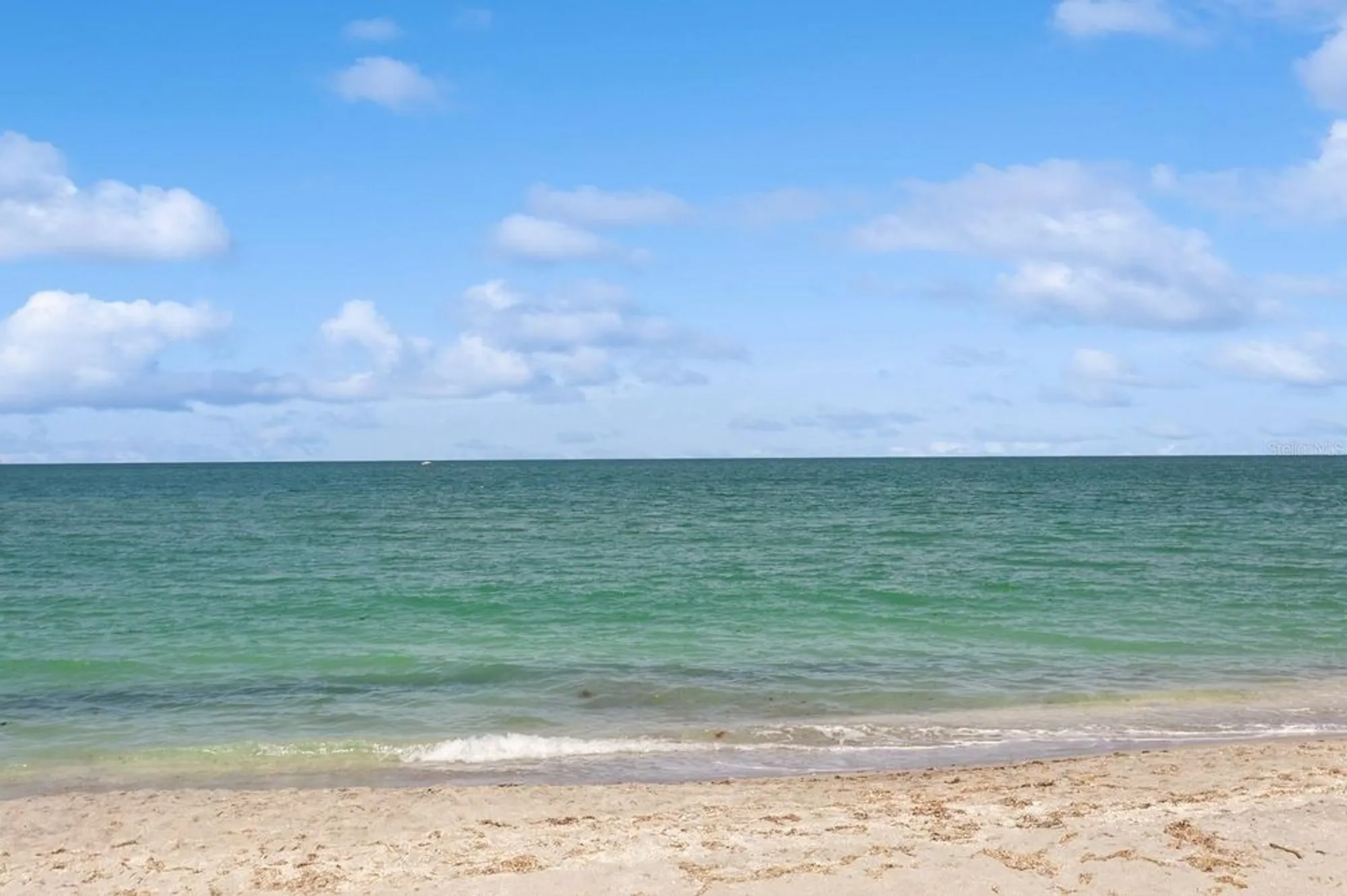 Property Slideshow image 6 of 62 | 214 fair winds dr # 214, Nokomis, FL, 34275