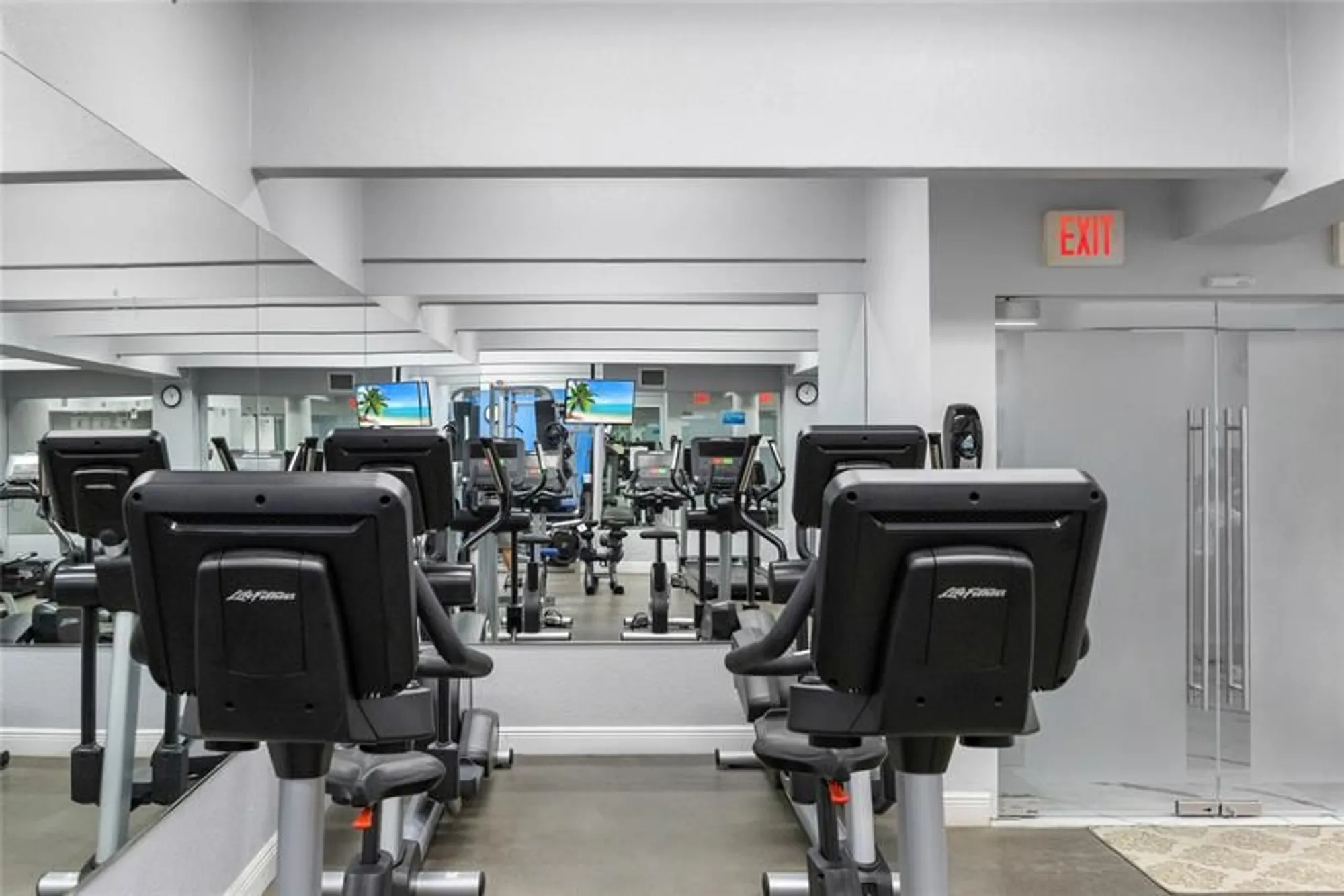 Property Slideshow image 36 of 50 | 1880 s ocean dr ts306, Hallandale Beach, FL, 33009