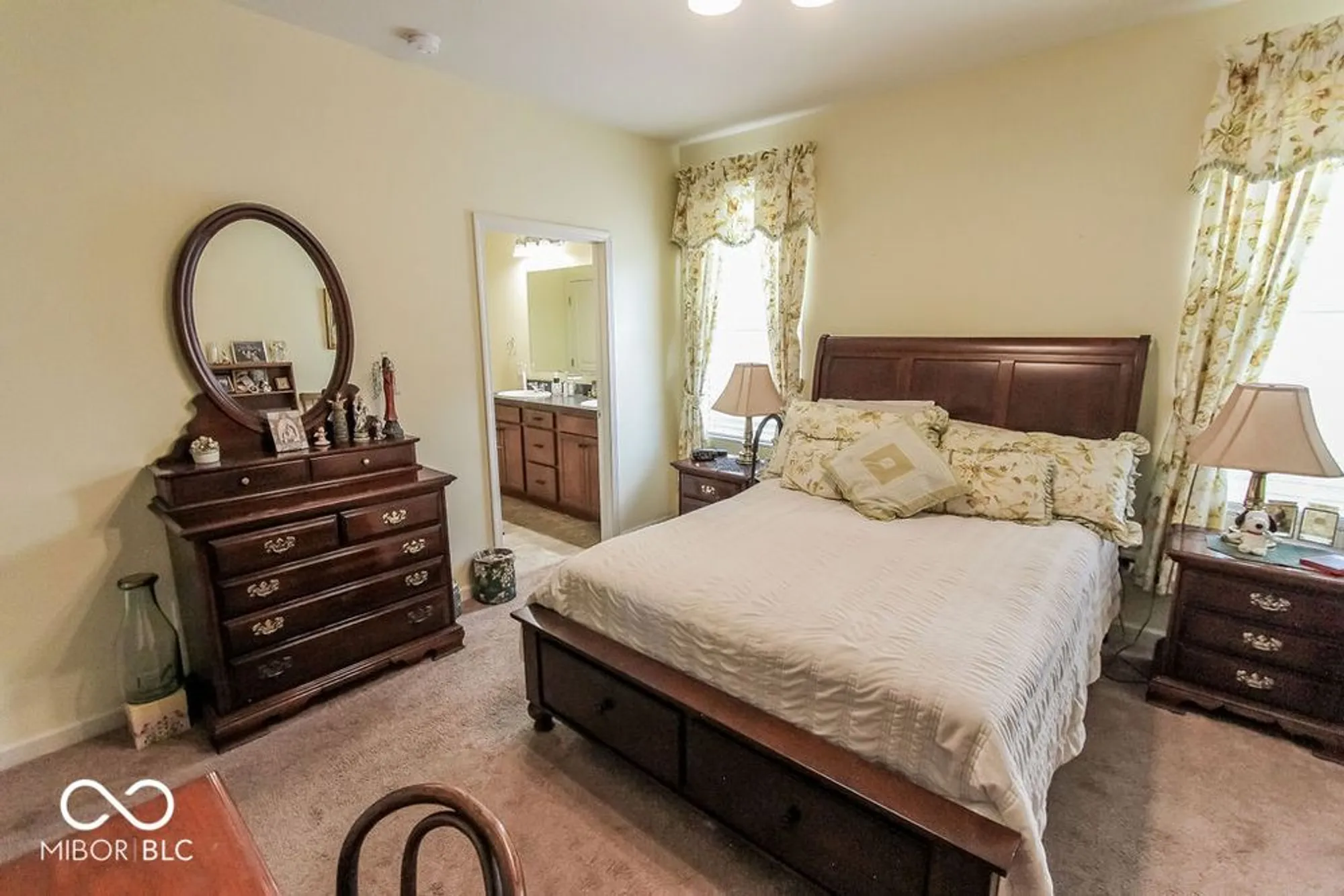 Property Slideshow image 25 of 54 | 12790 arista ln, Fishers, IN, 46037