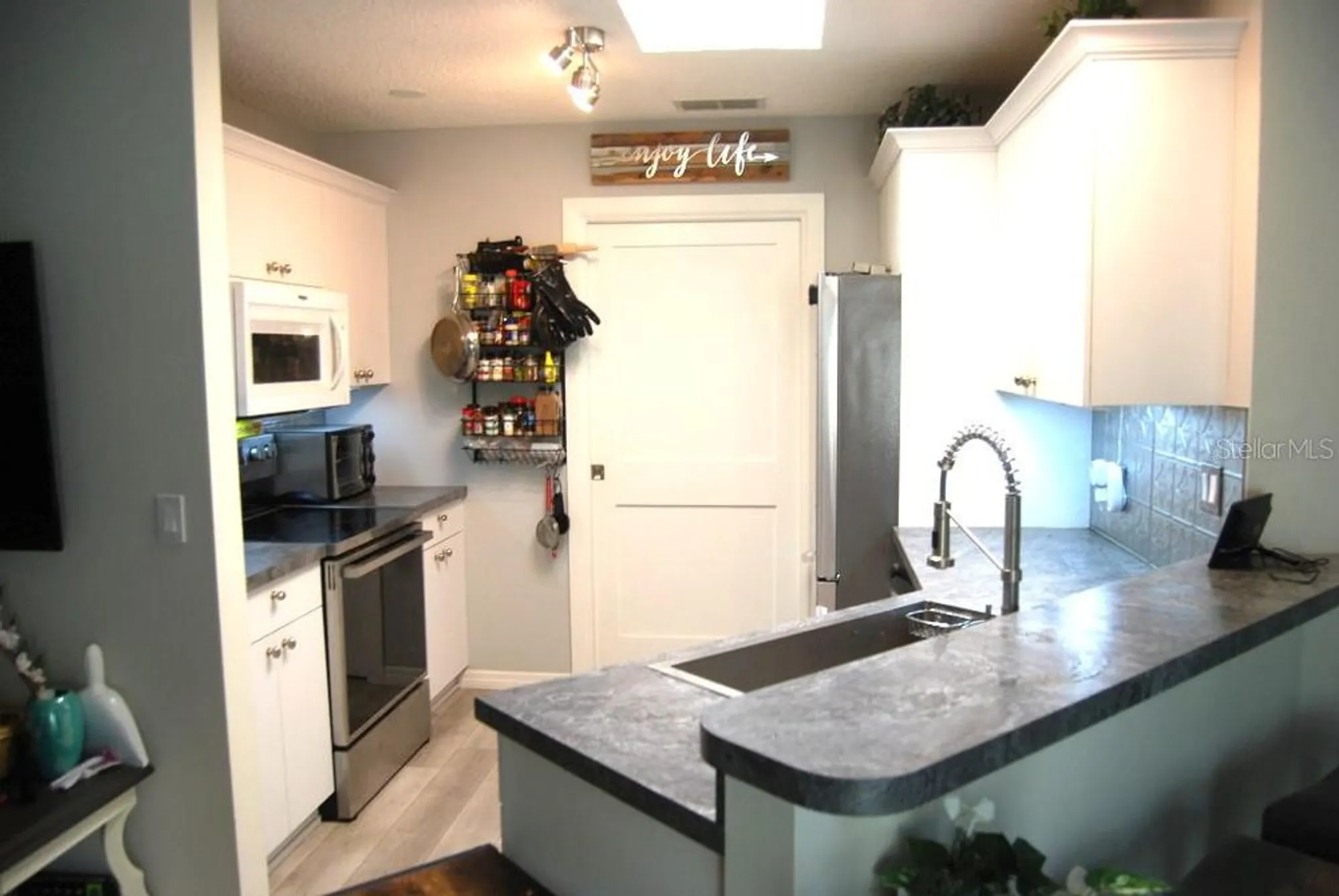 Property Slideshow image 14 of 15 | 1712 morelos rd, The Villages, FL, 32159