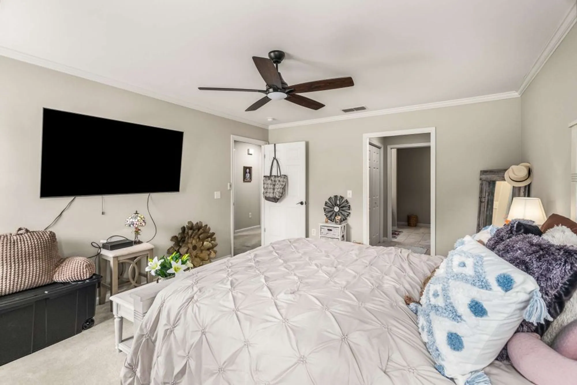 Property Slideshow image 19 of 32 | 443 forest glen cir, Murfreesboro, TN, 37128