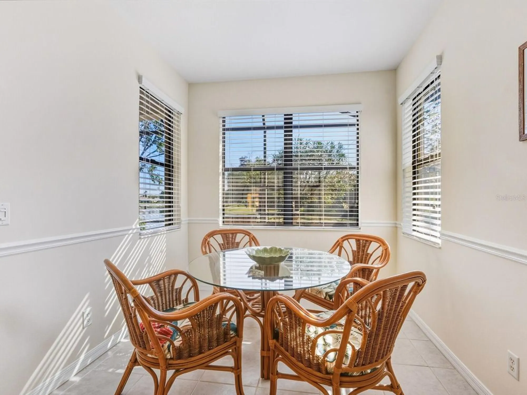 Property Slideshow image 14 of 41 | 1379 maseno dr, Venice, FL, 34292