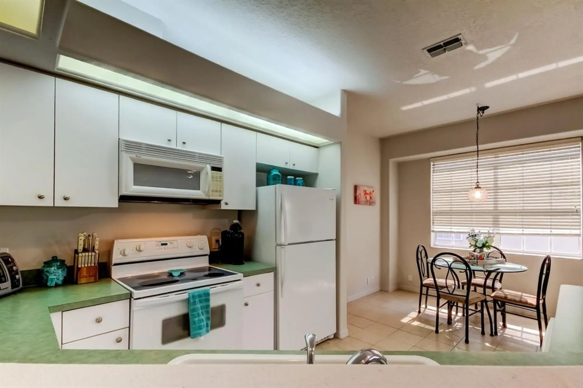 Property Slideshow image 6 of 53 | 14466 tamarind loop, Spring Hill, FL, 34609