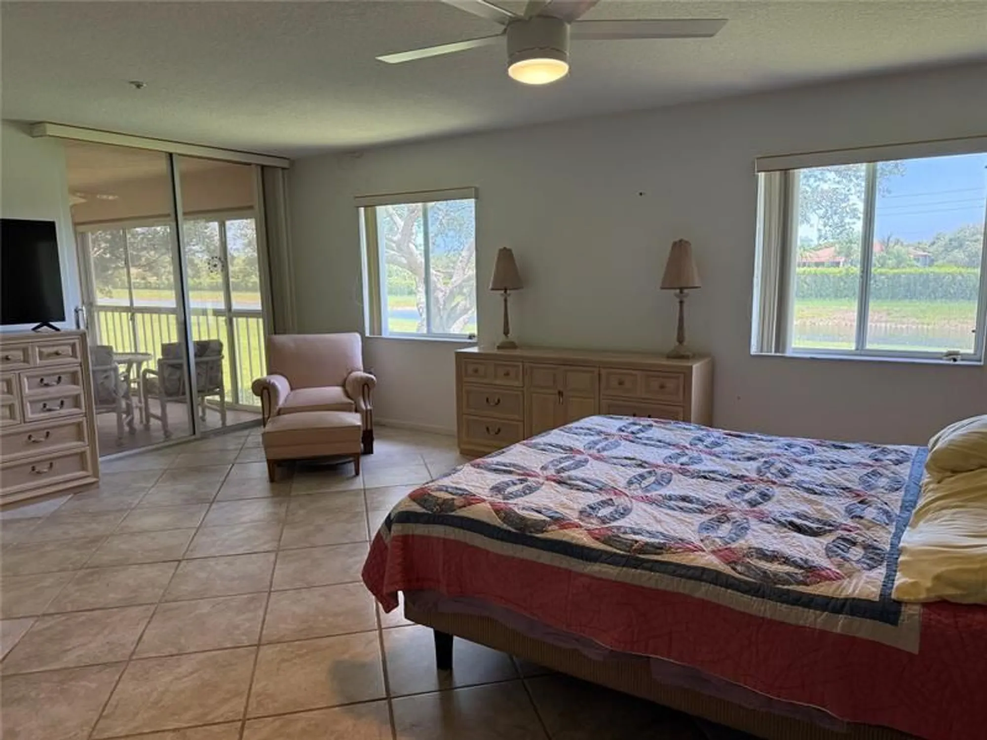 Property Slideshow image 13 of 41 | 5914 regal glen dr 205, Boynton Beach, FL, 33437