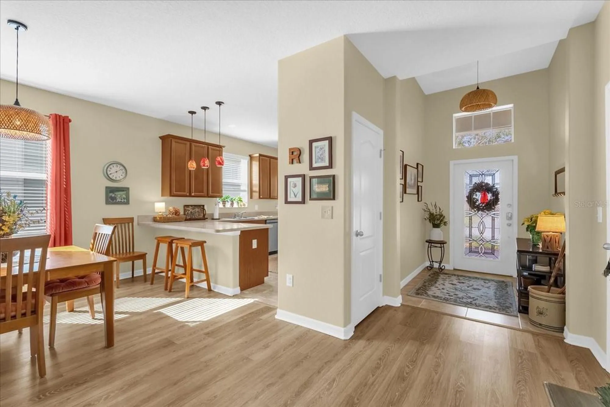 Property Slideshow image 4 of 48 | 3808 serena ln, Clermont, FL, 34711