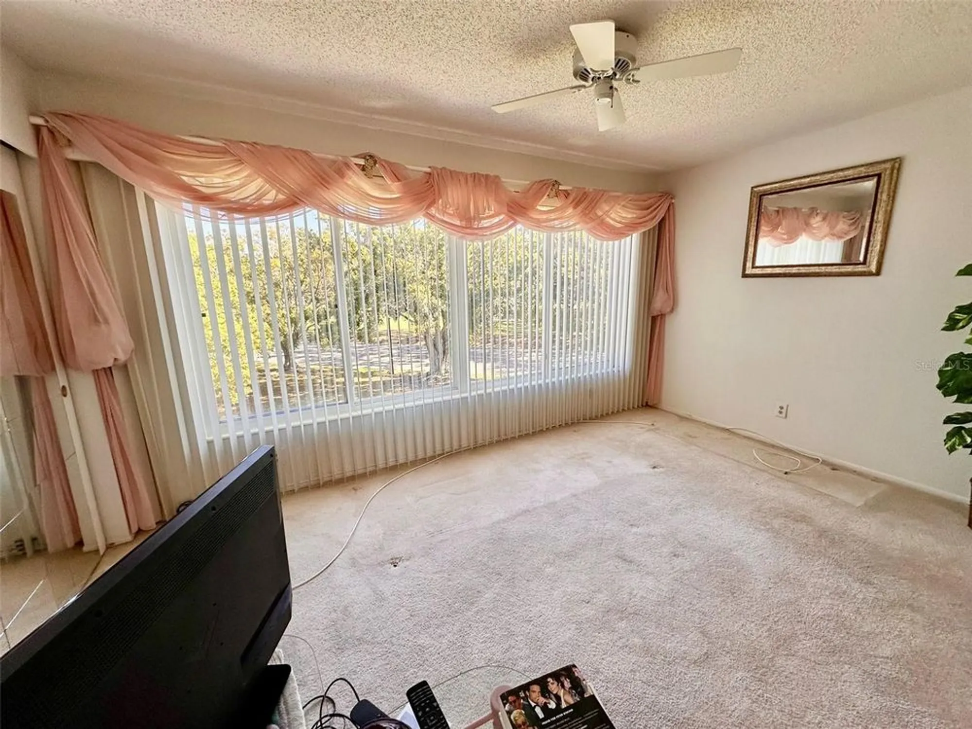 Property Slideshow image 7 of 40 | 2340 grecian way apt 56, Clearwater, FL, 33763