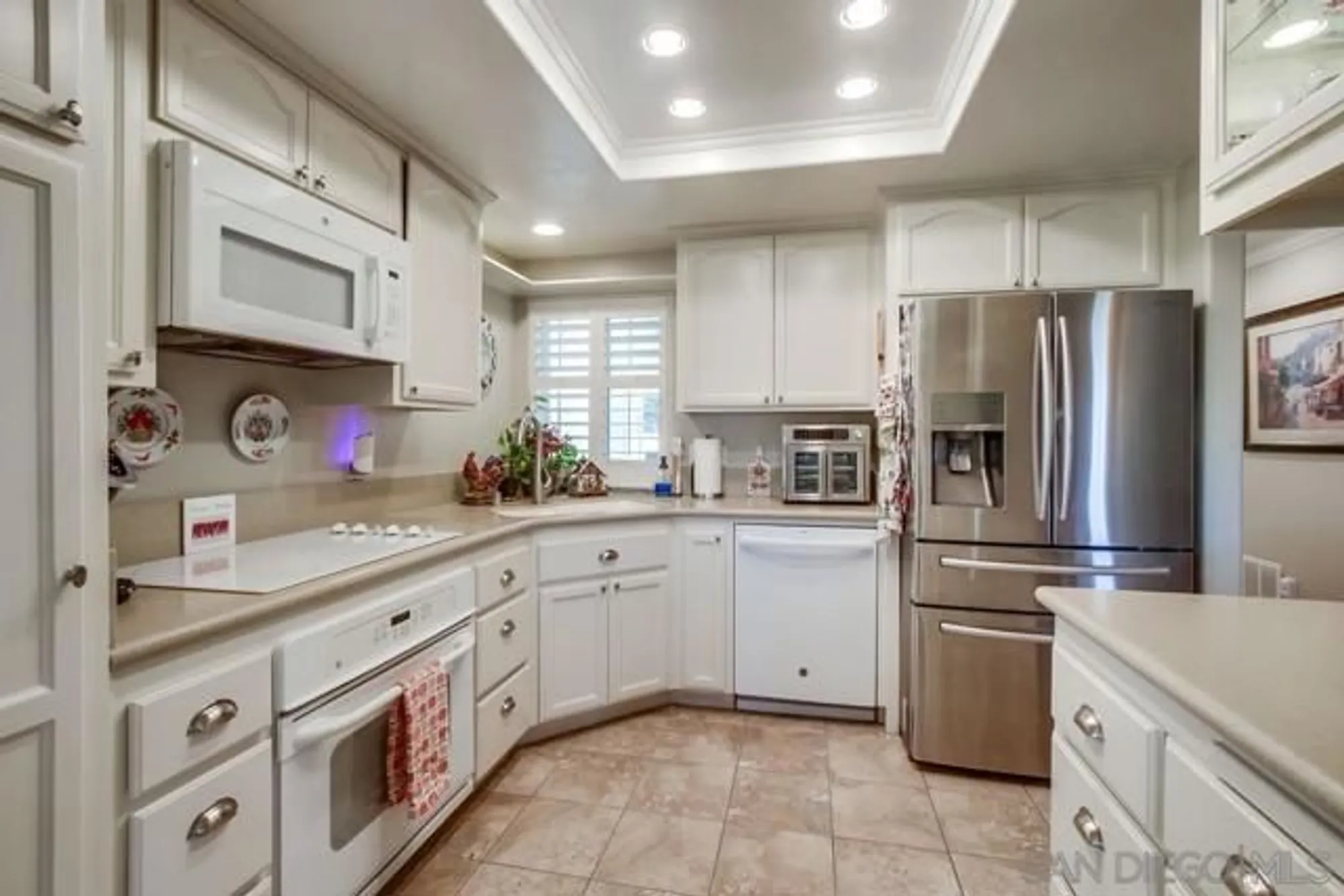 Property Slideshow image 15 of 32 | 1024 la tierra dr, San Marcos, CA, 92078