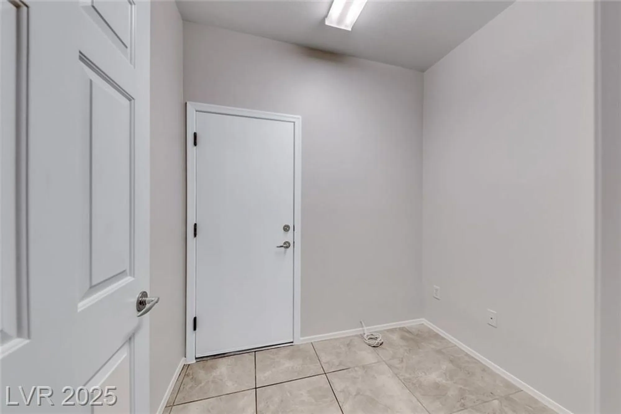 Property Slideshow image 30 of 50 | 2343 schaeffer hills dr, Henderson, NV, 89052