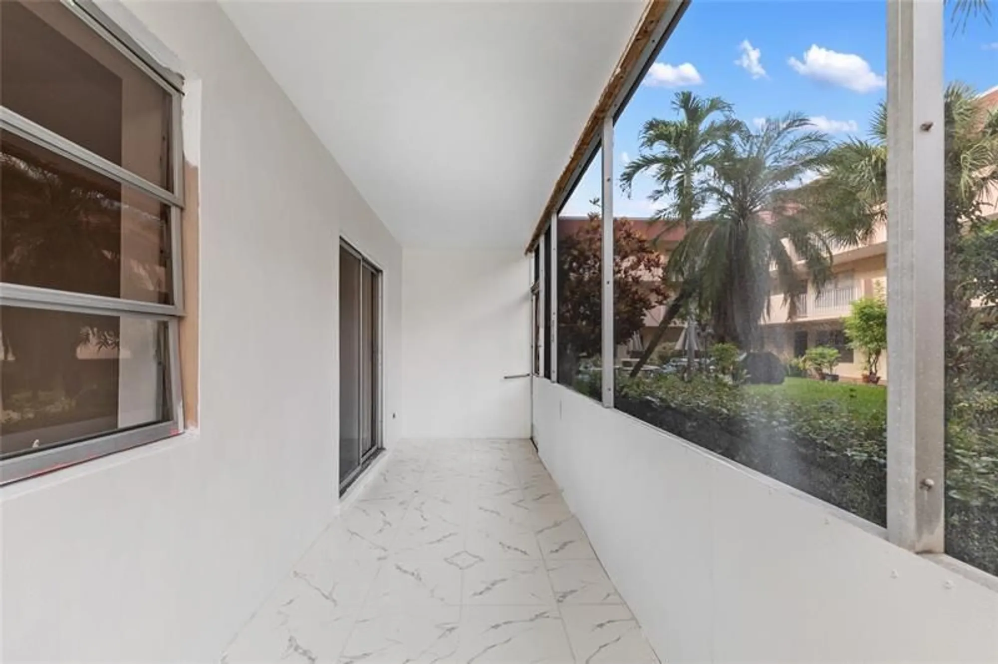 Property Slideshow image 25 of 39 | 3081 nw 47th ter 107, Lauderdale Lakes, FL, 33313