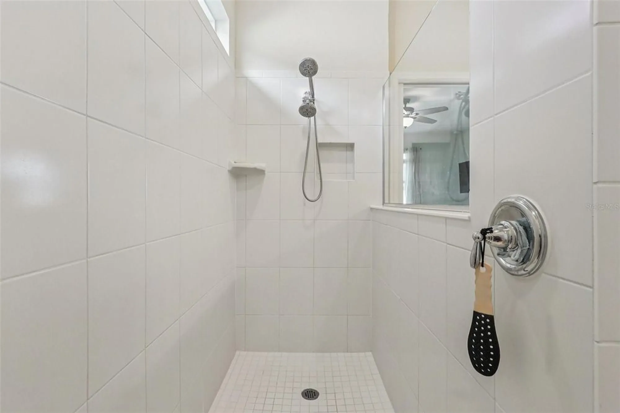 Property Slideshow image 26 of 49 | 2015 spring shower cir, Kissimmee, FL, 34744