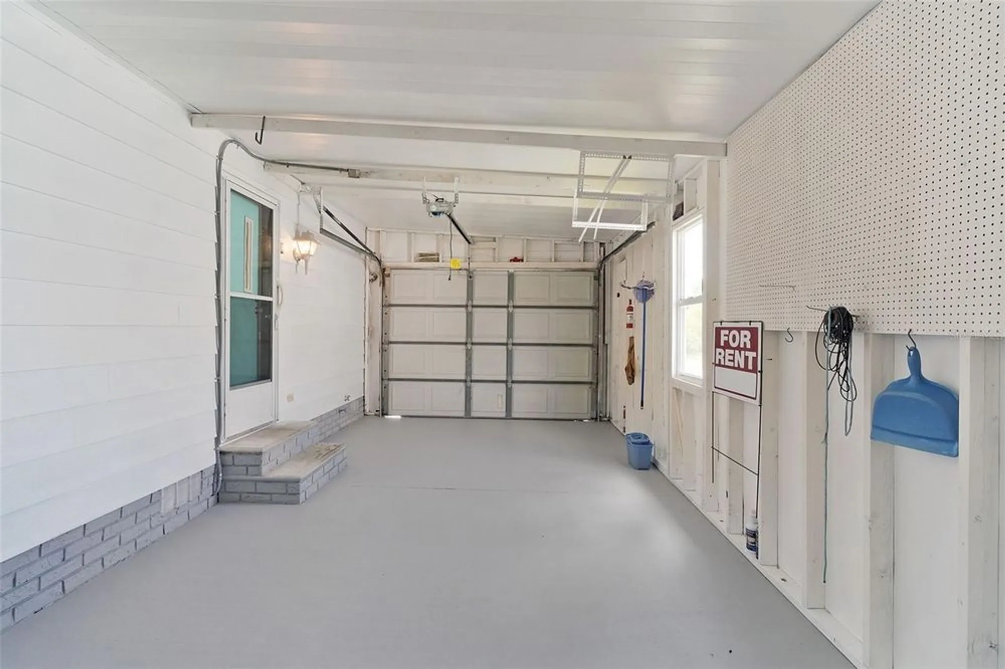 Property Slideshow image 31 of 46 | 817 hibiscus dr, The Villages, FL, 32159