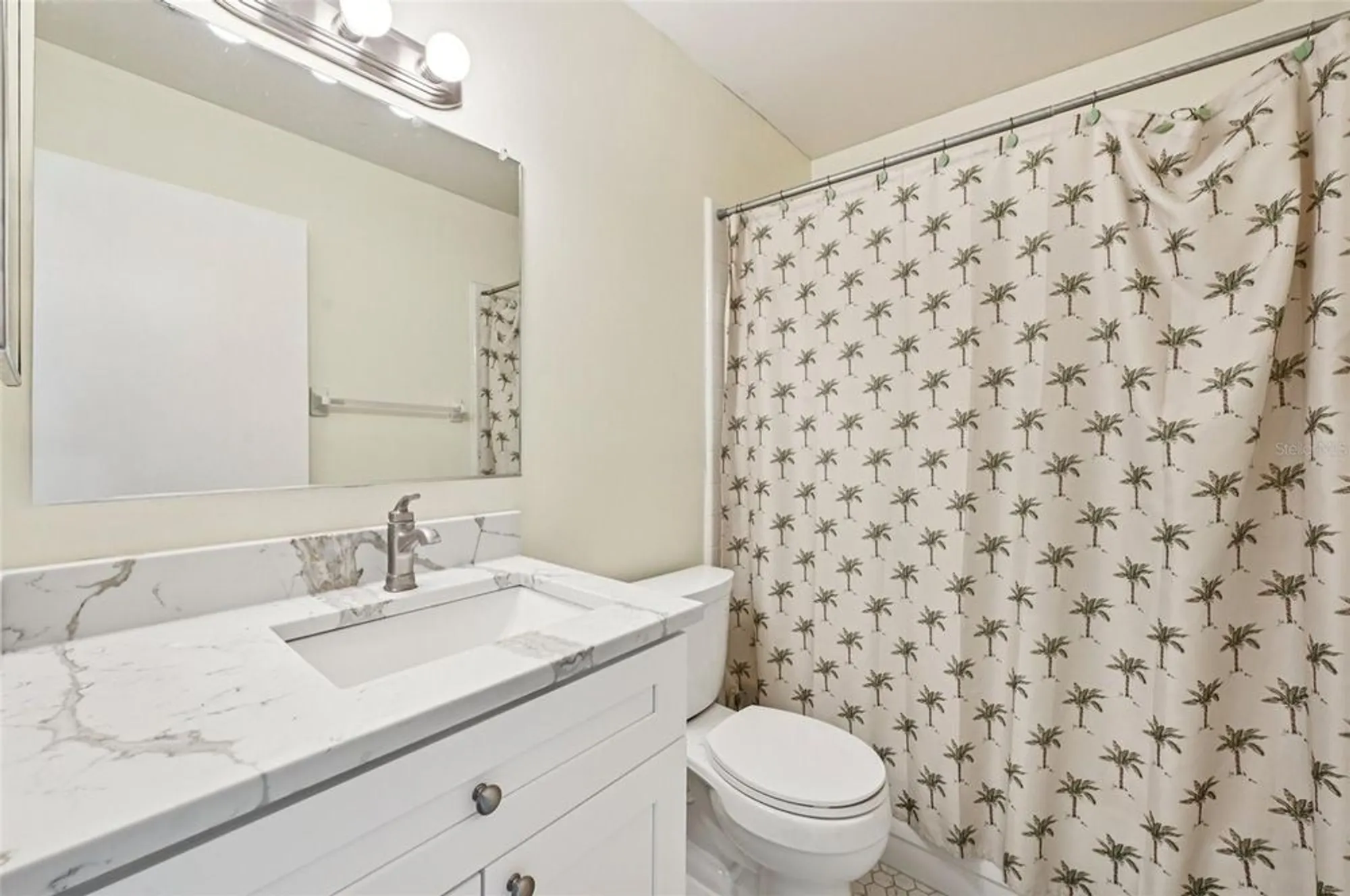 Property Slideshow image 17 of 59 | 1908 canterbury ln 25, Sun City Center, FL, 33573