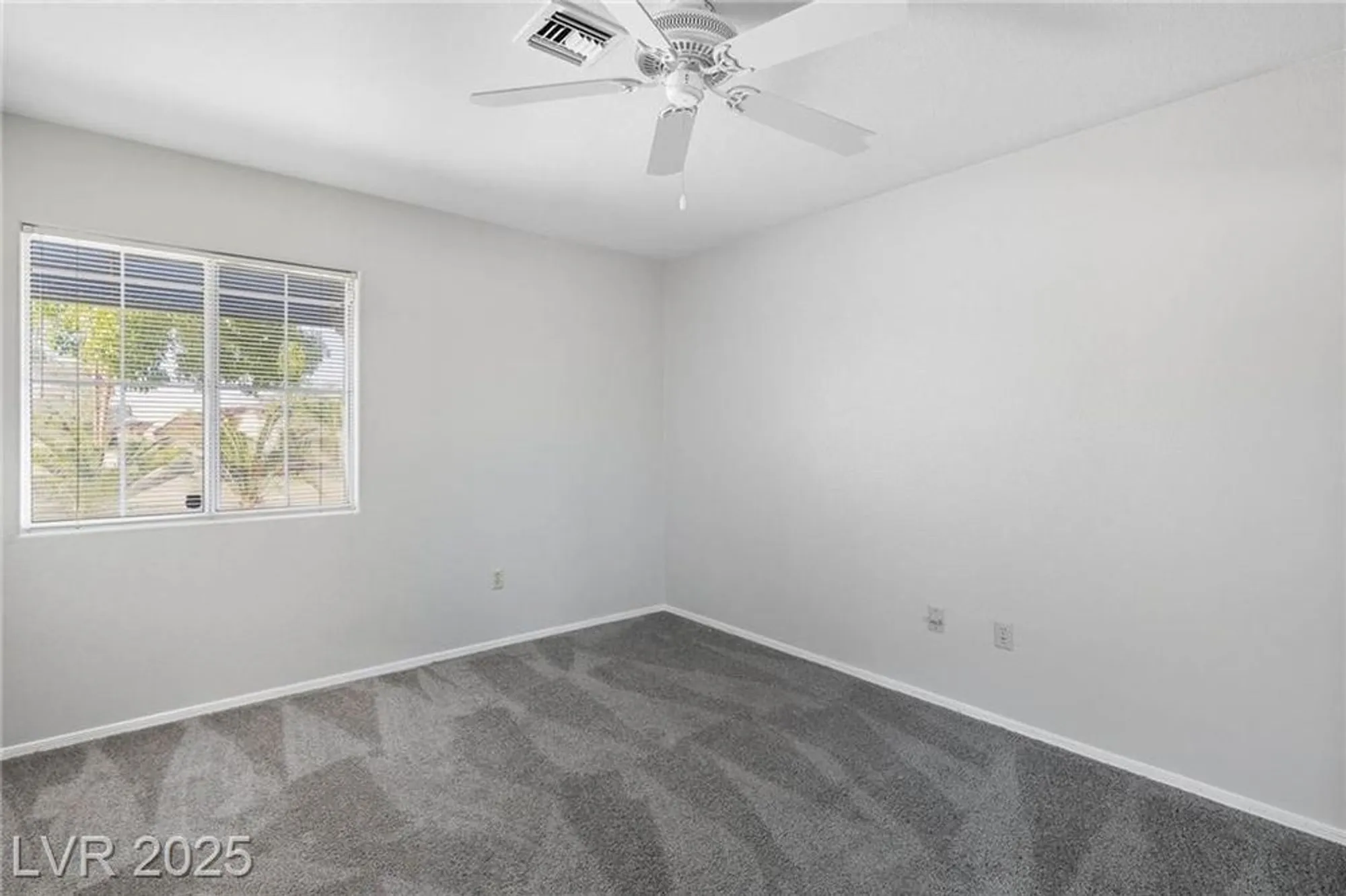 Property Slideshow image 42 of 58 | 2813 brianwood ct, Las Vegas, NV, 89134