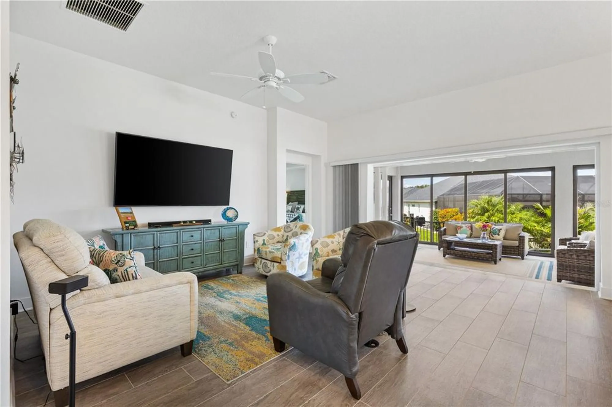 Property Slideshow image 7 of 45 | 555 randall rd, The Villages, FL, 32163