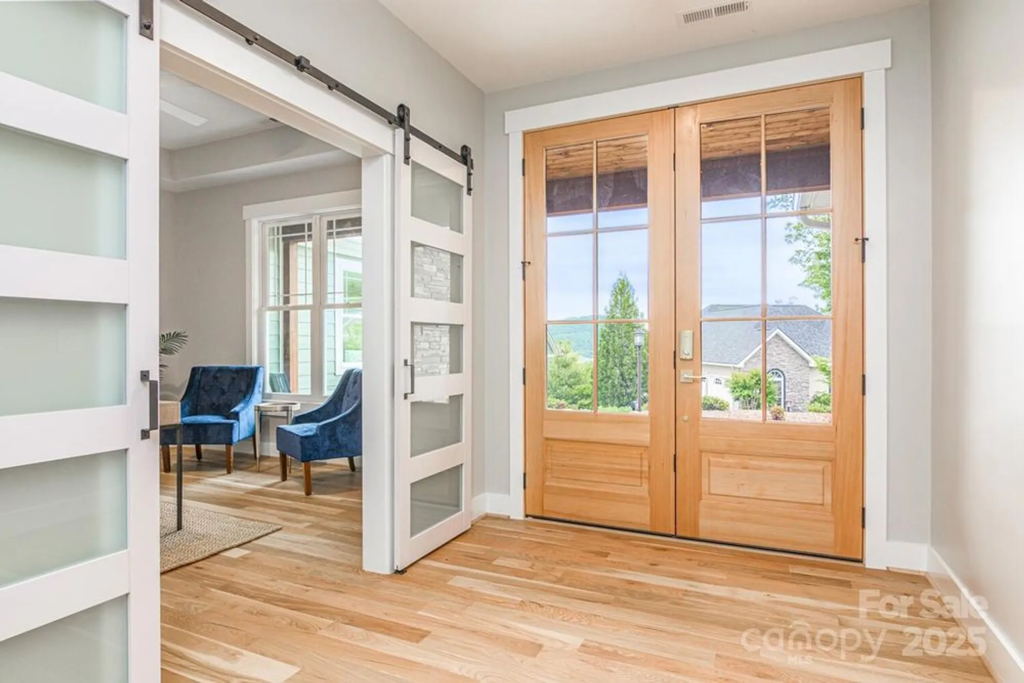 Property Slideshow image 3 of 48 | 131 dawn mist ct, Hendersonville, NC, 28791