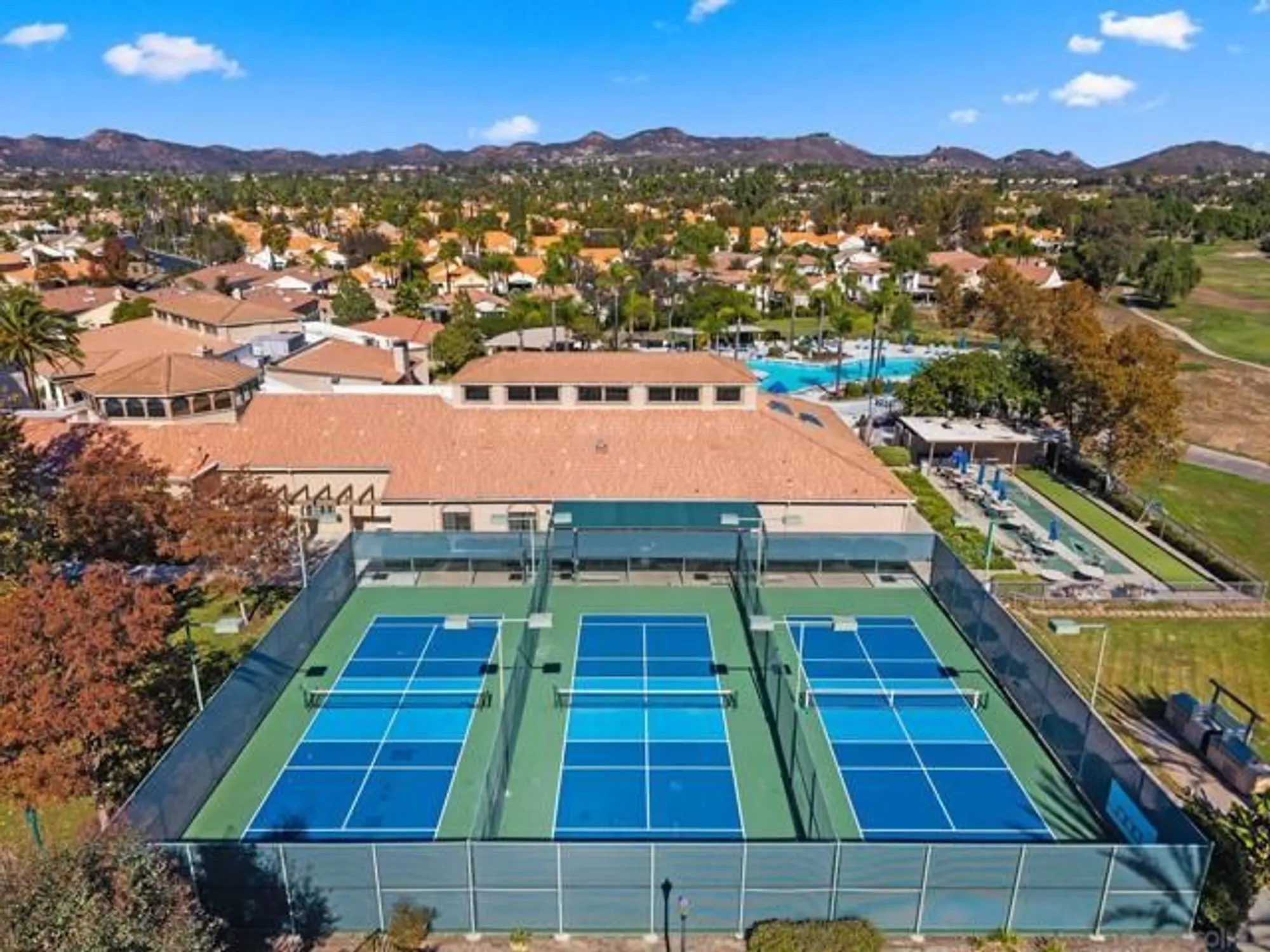 Property Slideshow image 36 of 49 | 40222 colony dr, Murrieta, CA, 92562