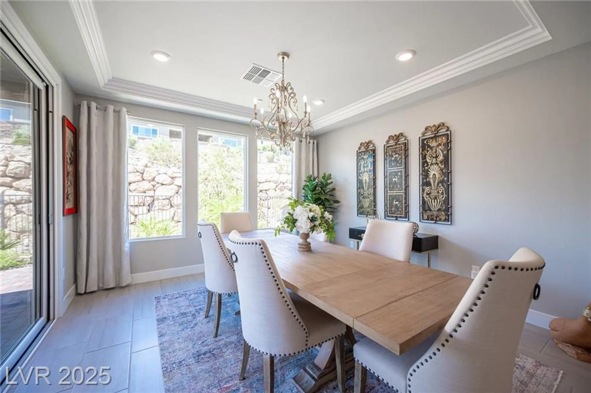 Property Slideshow image 16 of 55 | 35 cliffwater st, Henderson, NV, 89011