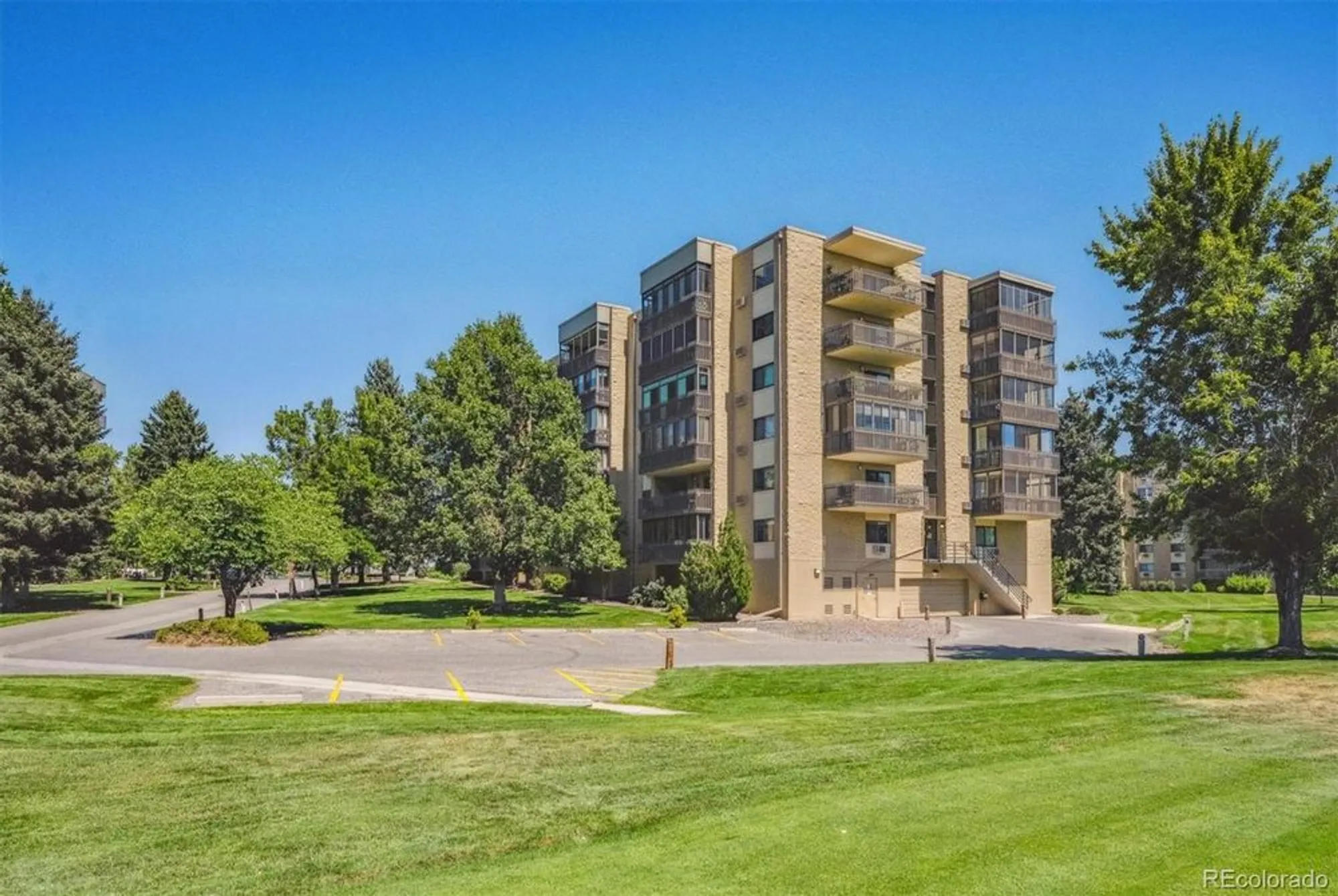 Property Slideshow image 23 of 30 | 14050 e linvale pl apt 312, Aurora, CO, 80014