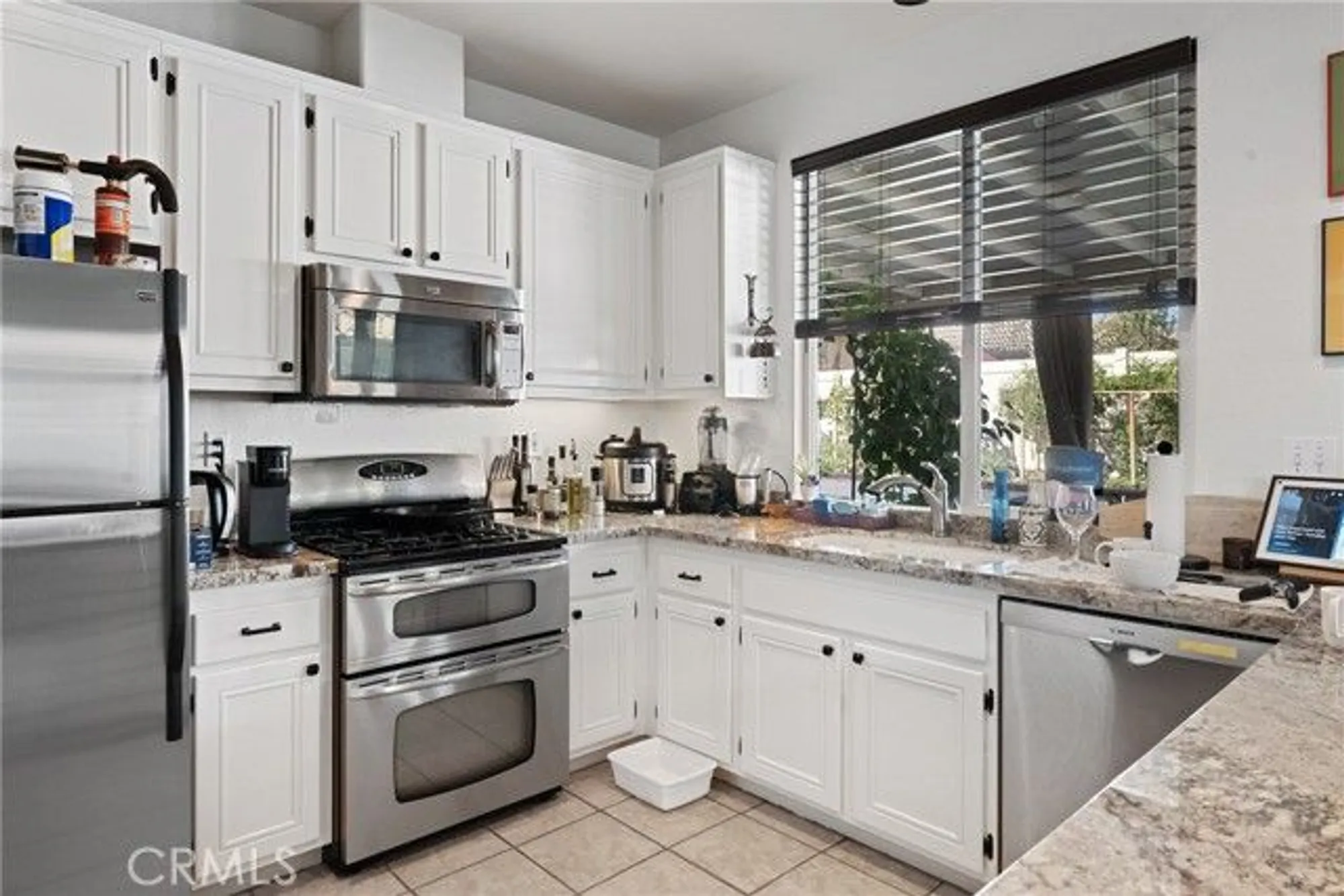 Property Slideshow image 9 of 35 | 1851 riviera ave, Banning, CA, 92220