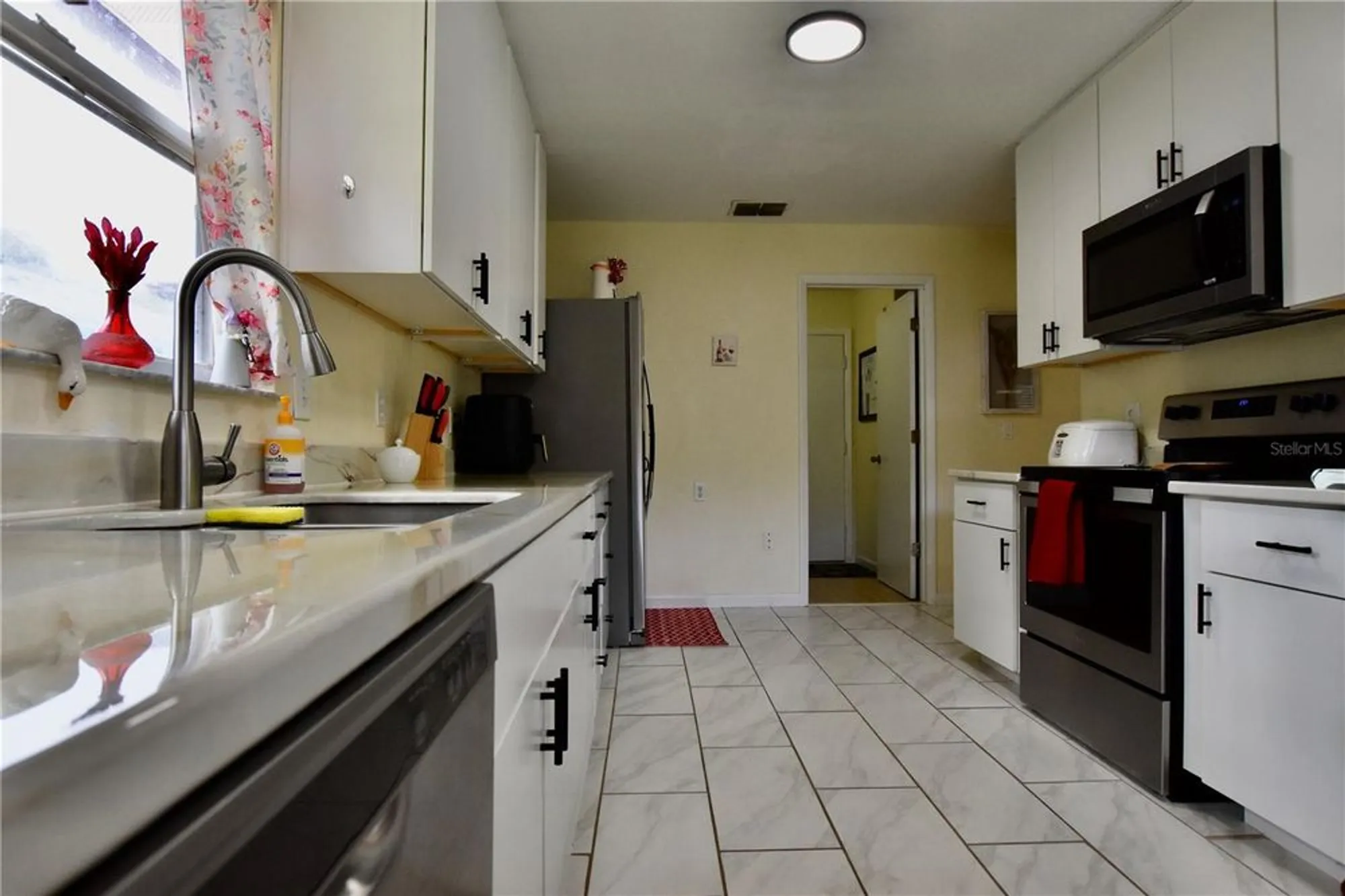 Property Slideshow image 11 of 19 | 1774 birchwood loop, Lakeland, FL, 33811