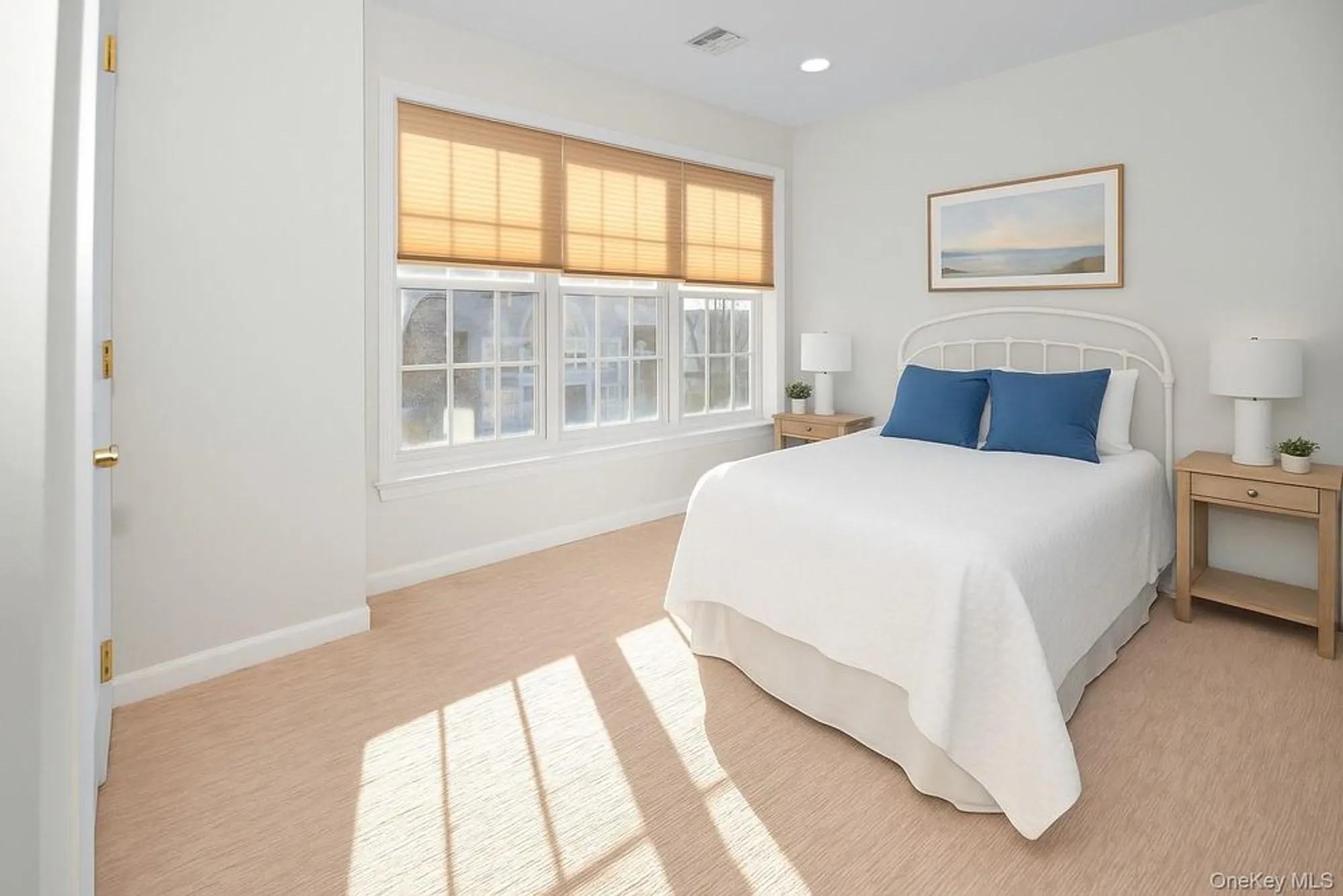 Property Slideshow image 21 of 28 | 736 verona dr, Melville, NY, 11747