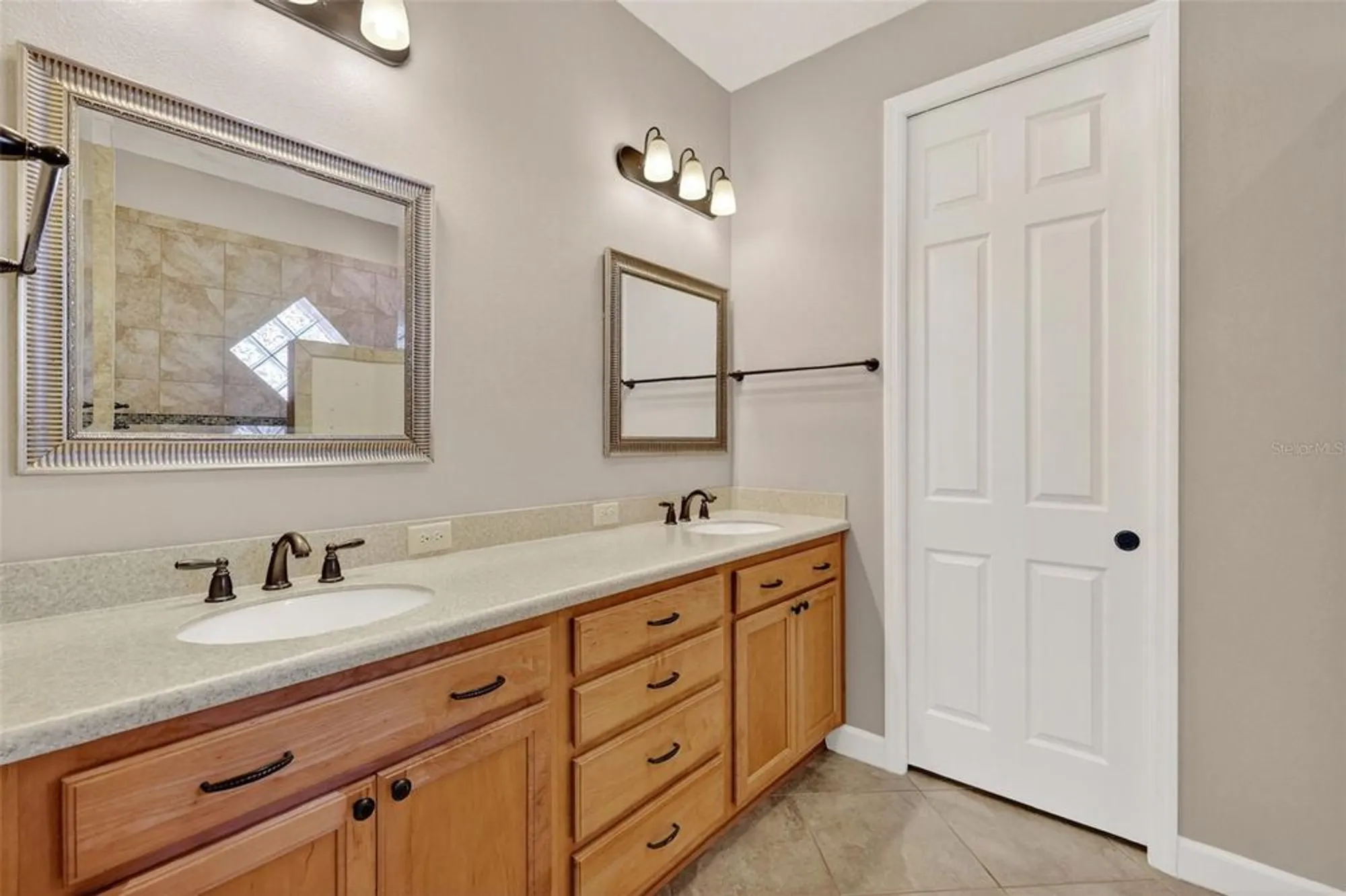 Property Slideshow image 24 of 77 | 8852 bridgeport bay cir, Mount Dora, FL, 32757