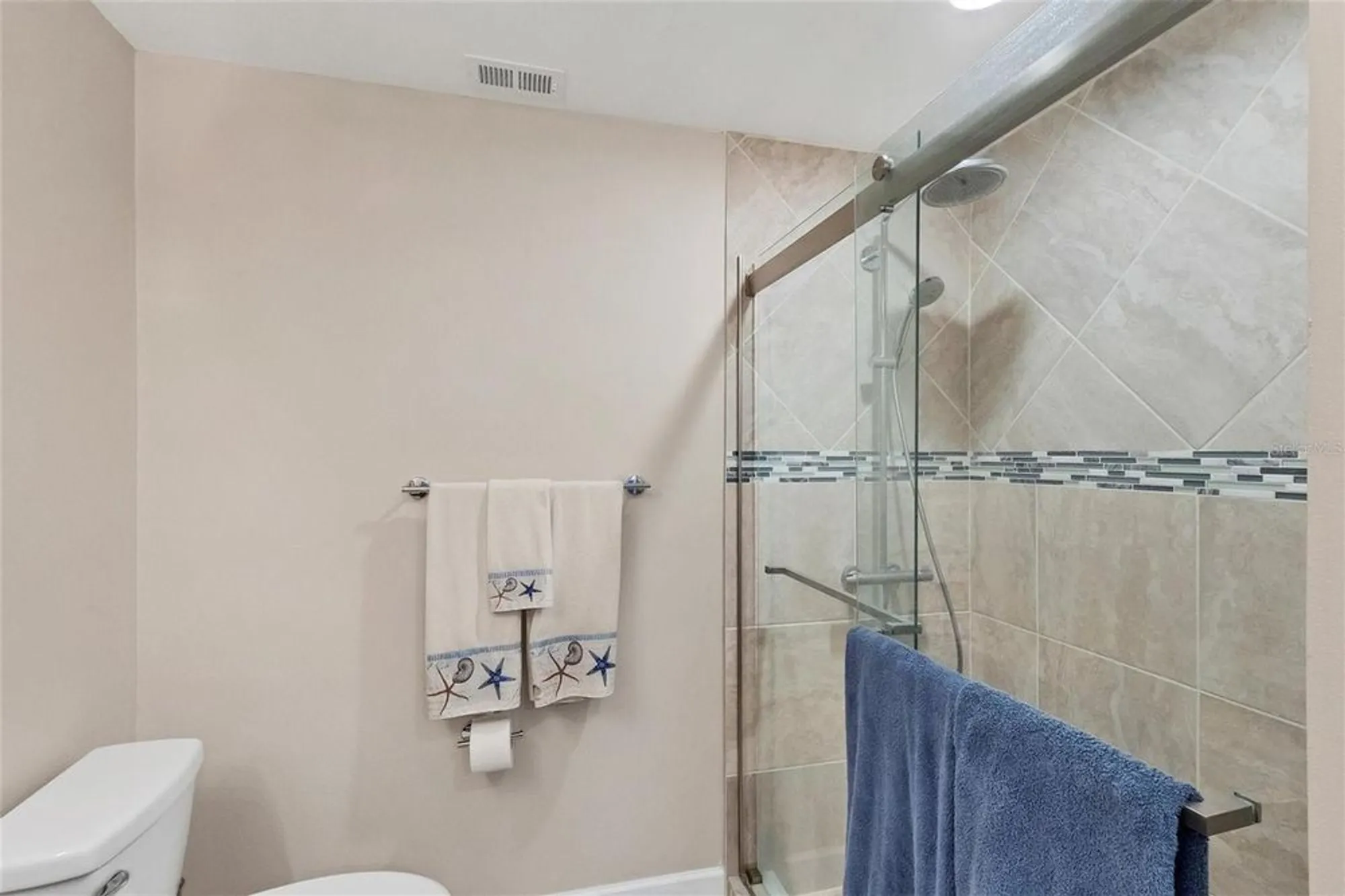Property Slideshow image 32 of 51 | 3443 tallywood cir 7061, Sarasota, FL, 34237