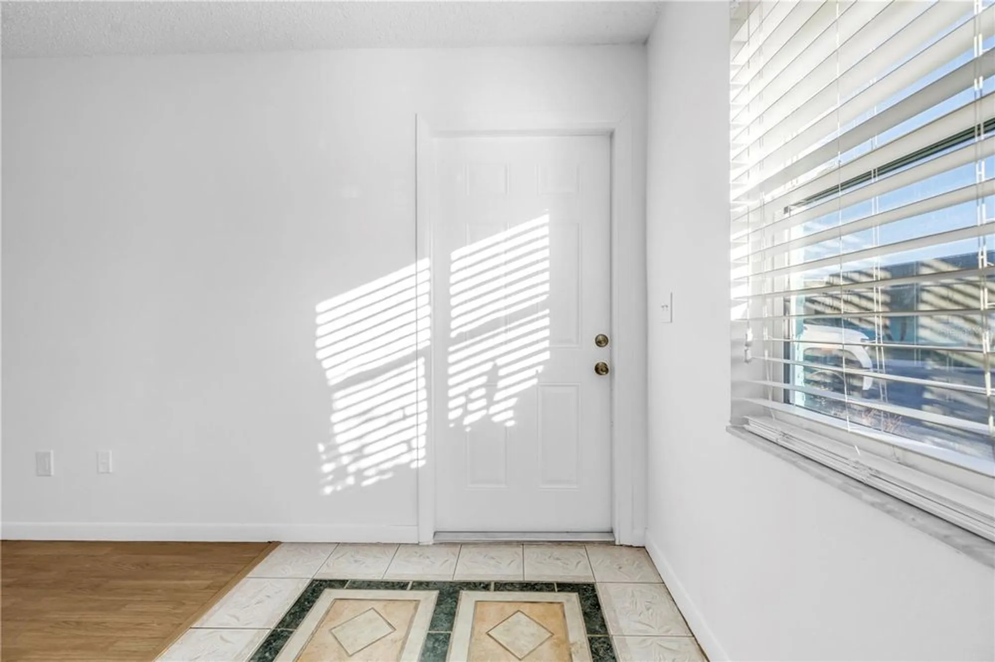 Property Slideshow image 6 of 39 | 7081 lafayette n # 7081, Pinellas Park, FL, 33781