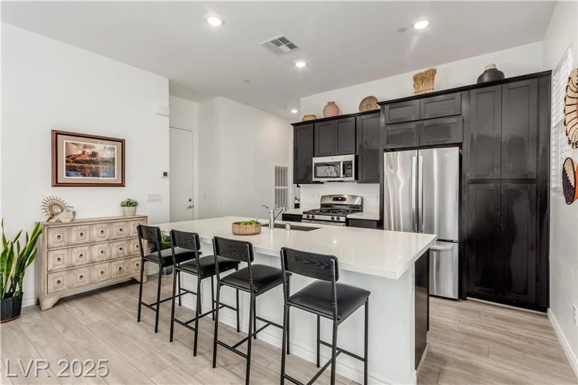 Property Slideshow image 41 of 43 | 905 belleforte ln, Las Vegas, NV, 89138