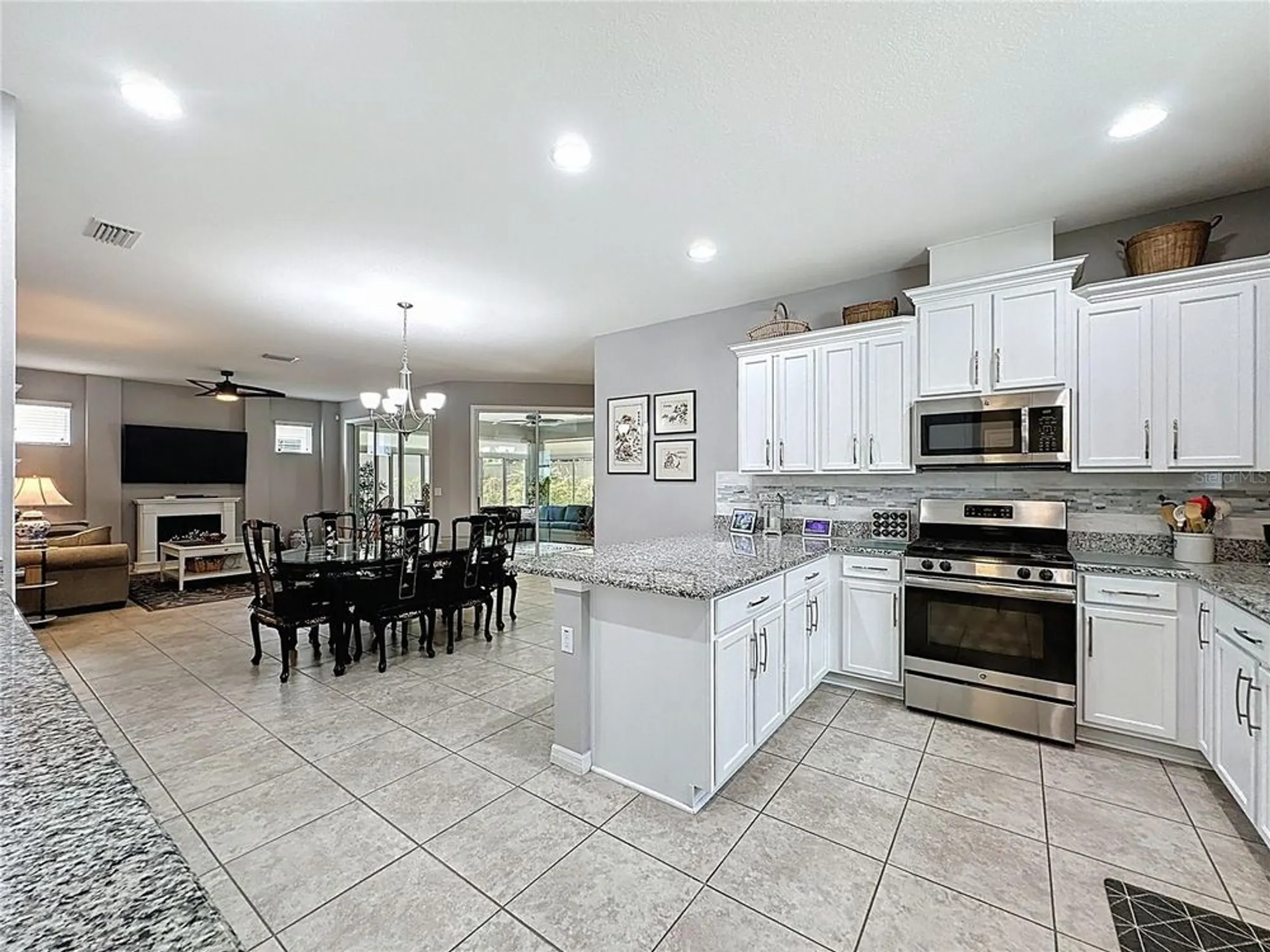 Property Slideshow image 15 of 81 | 277 silver maple rd, Groveland, FL, 34736