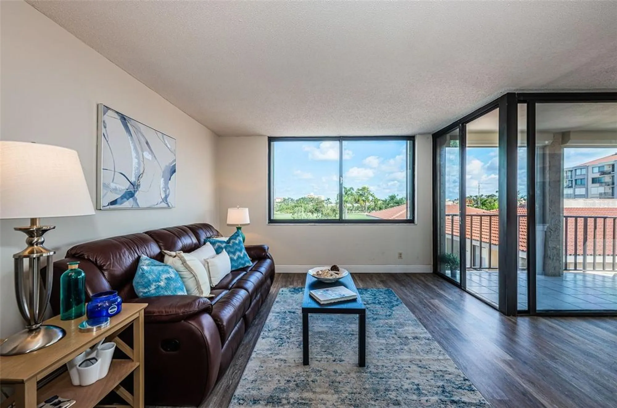 Property Slideshow image 8 of 62 | 6158 palma del mar blvd s apt 306, St Petersburg, FL, 33715