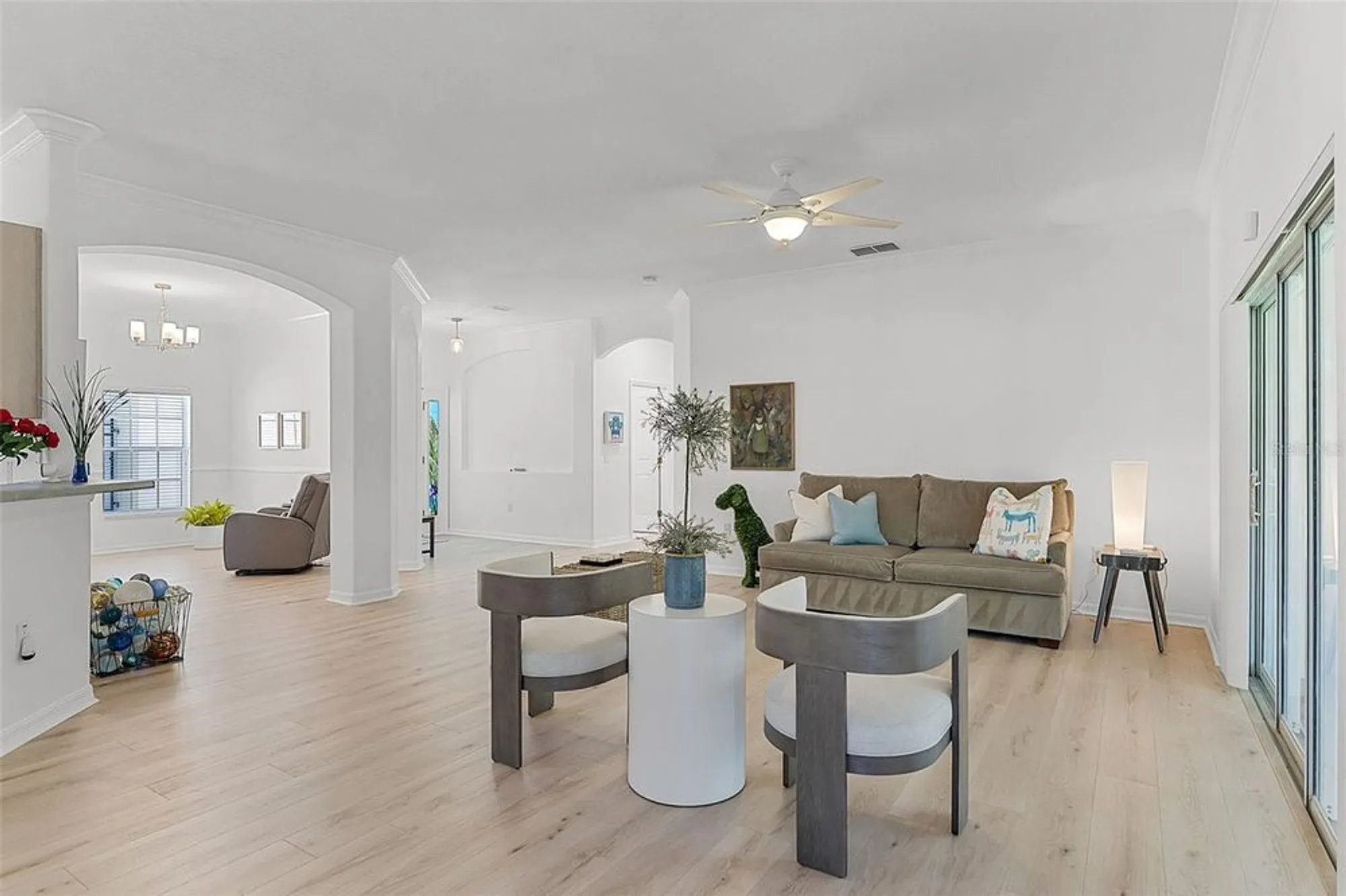 Property Slideshow image 13 of 89 | 917 shorehaven dr, Poinciana, FL, 34759